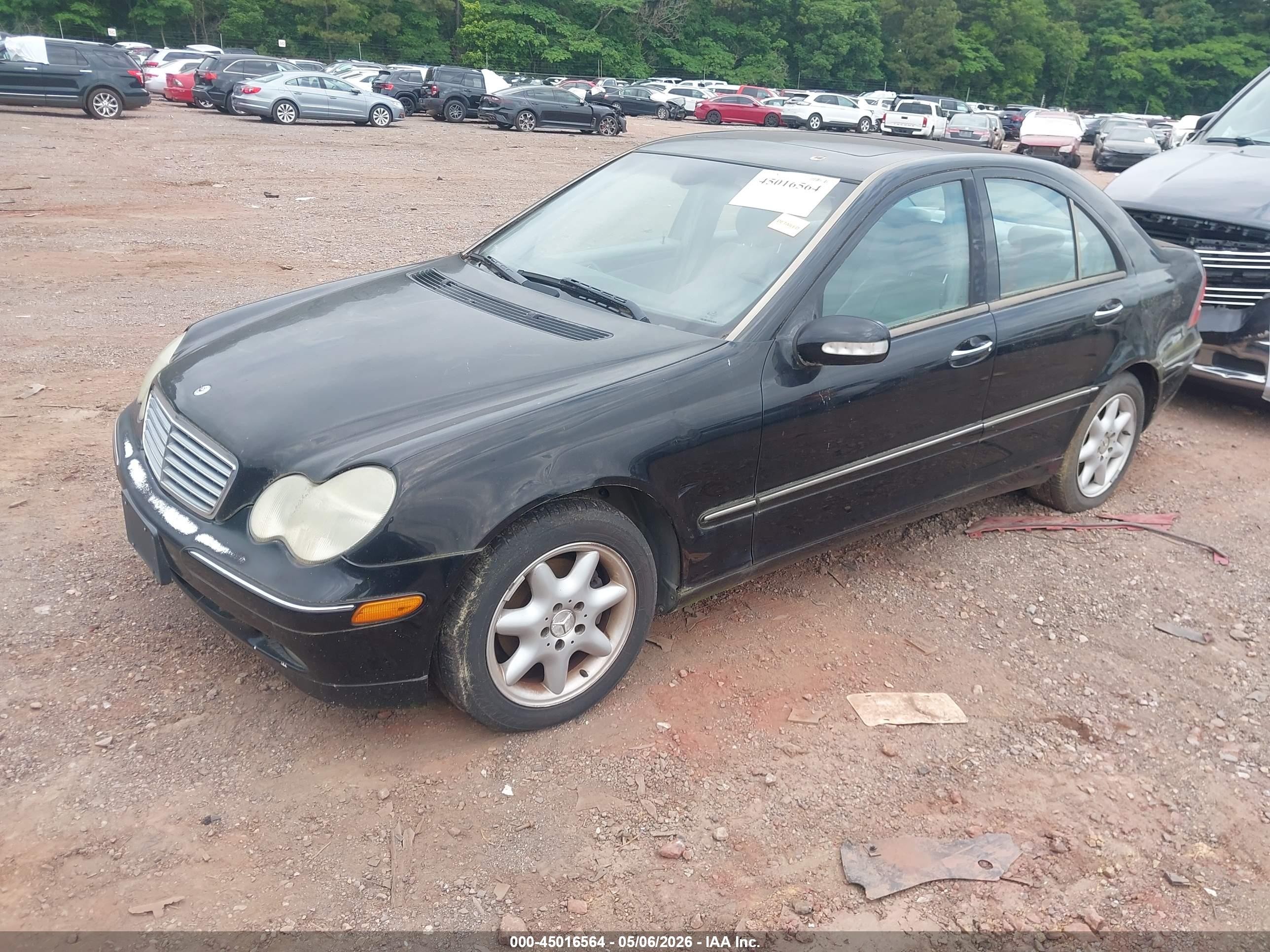 2004 Mercedes-benz C 240   Черный vin: WDBRF61J24A609959