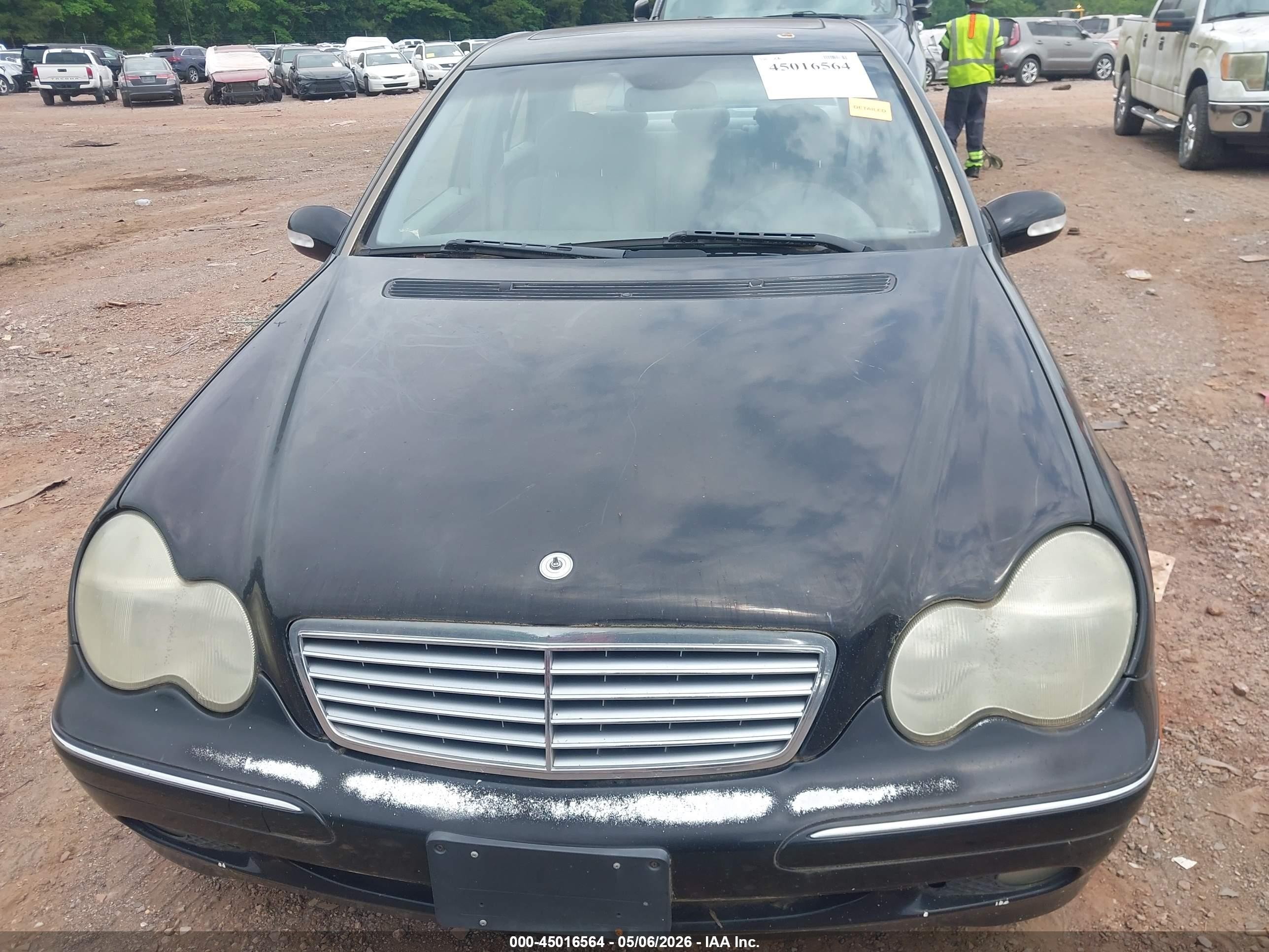 2004 Mercedes-benz C 240   Черный vin: WDBRF61J24A609959