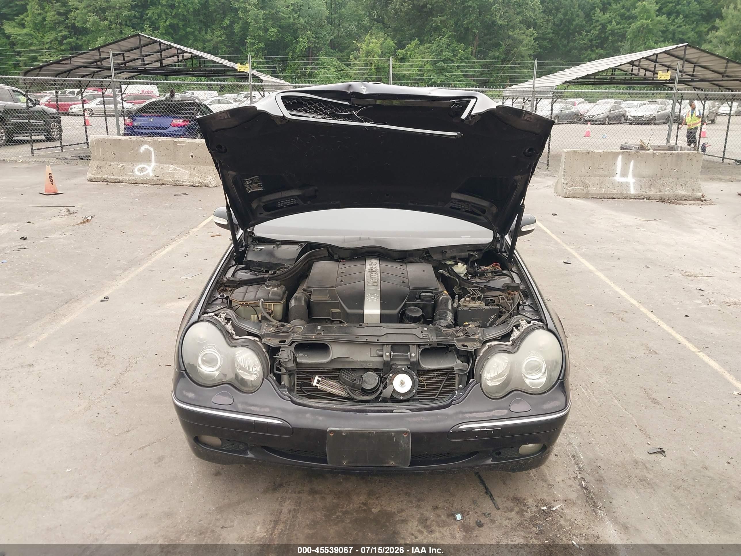 2001 Mercedes-benz C 240   Black vin: WDBRF61J31F119965