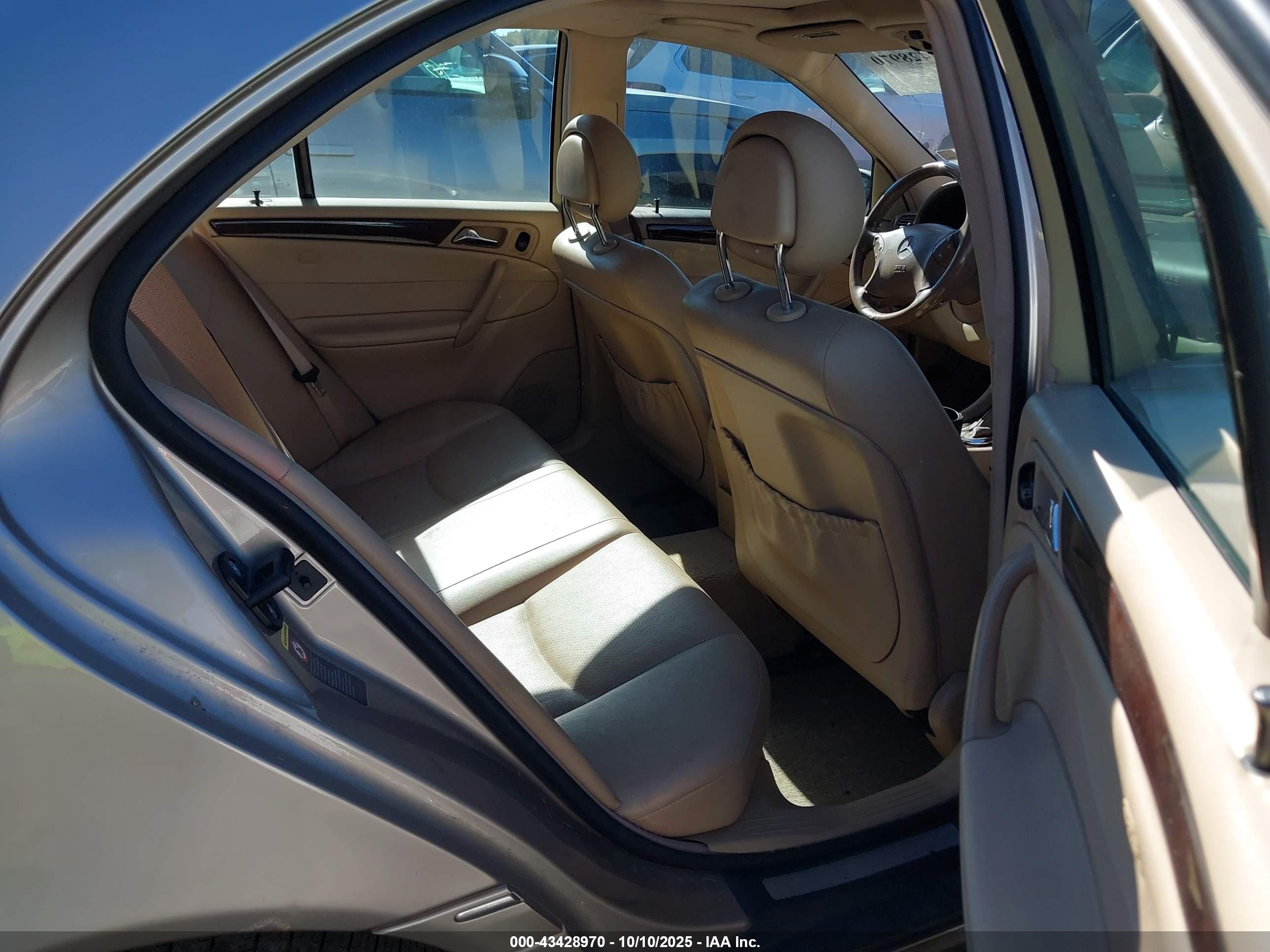 2002 Mercedes-benz C 240 Золотой vin: WDBRF61J32F163272