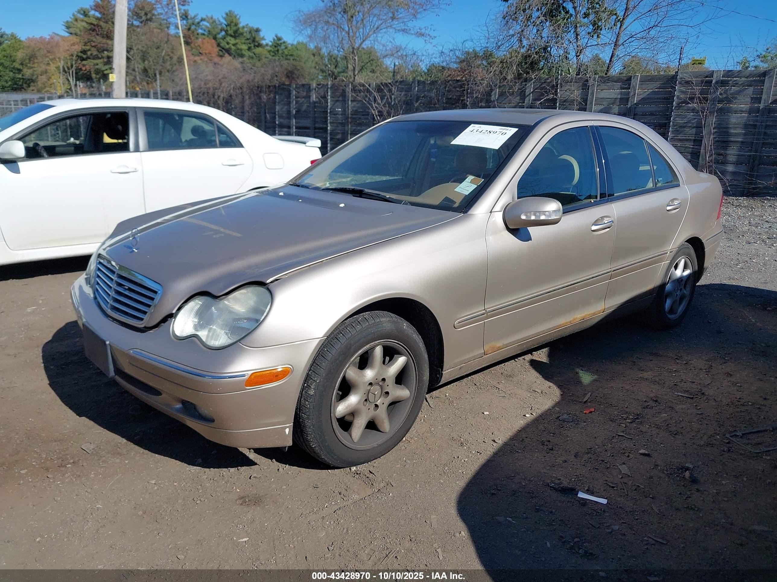 2002 Mercedes-benz C 240 Золотой vin: WDBRF61J32F163272