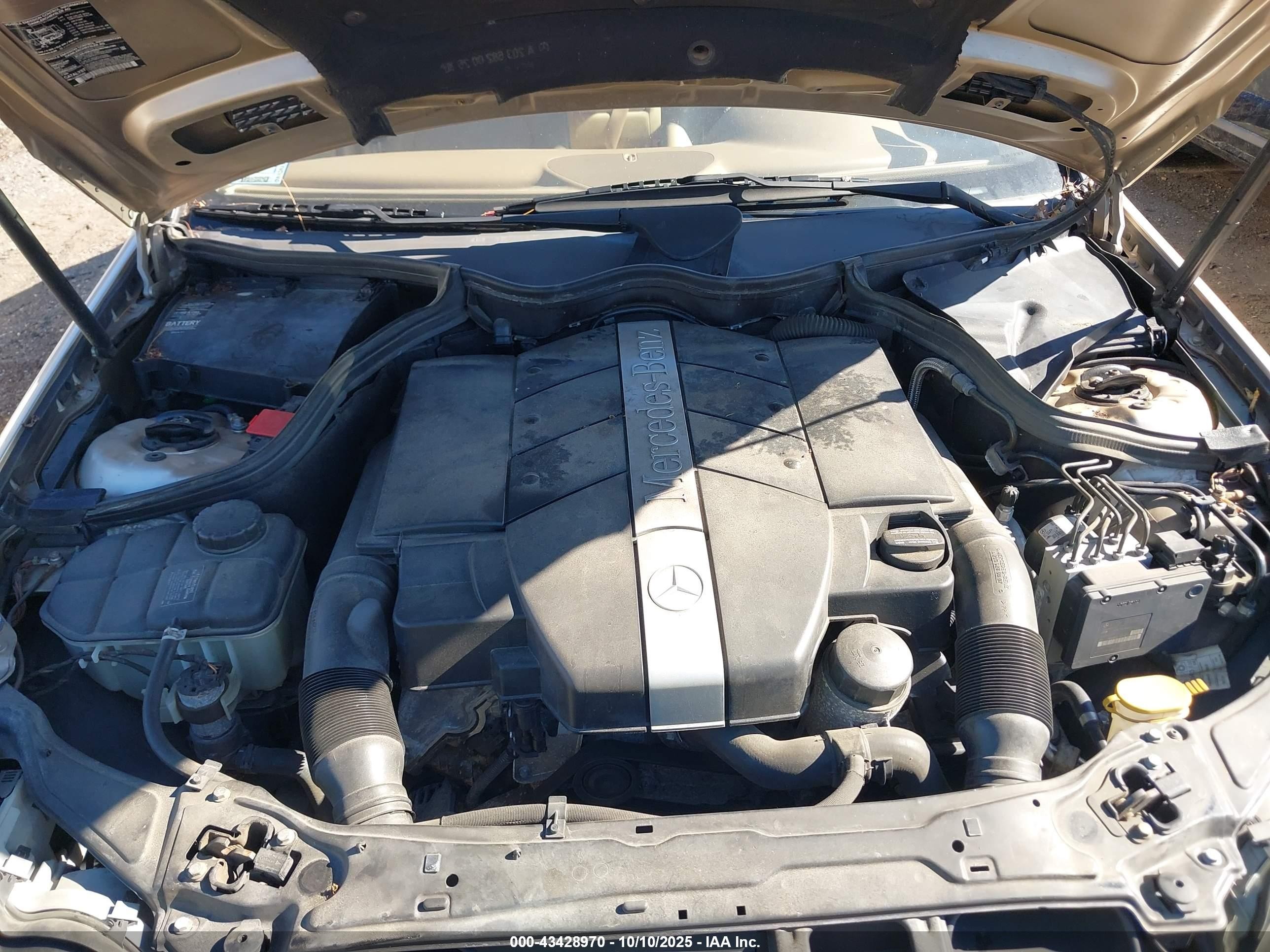 2002 Mercedes-benz C 240 Золотой vin: WDBRF61J32F163272