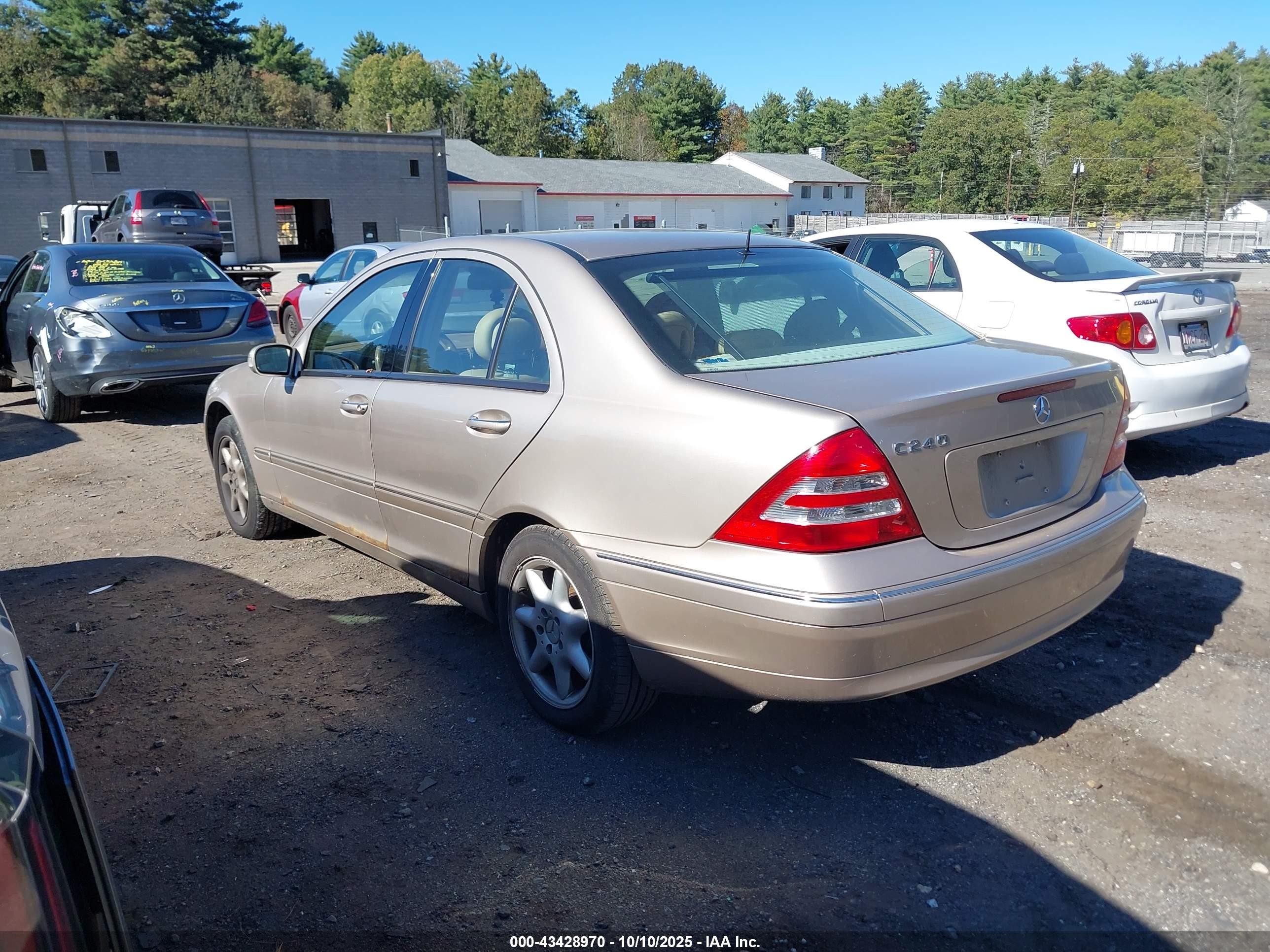 2002 Mercedes-benz C 240 Золотой vin: WDBRF61J32F163272
