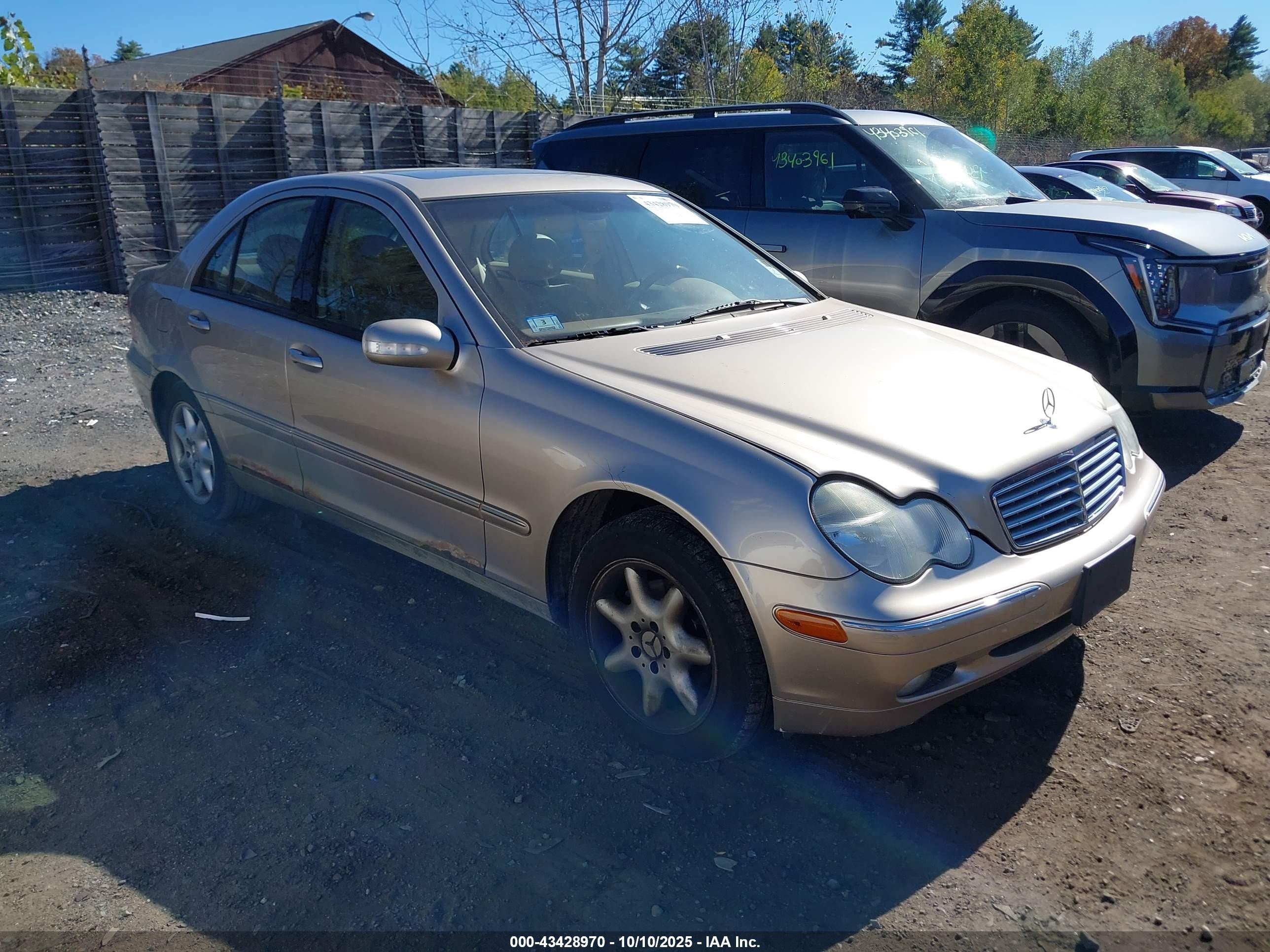 2002 Mercedes-benz C 240 Золотой vin: WDBRF61J32F163272