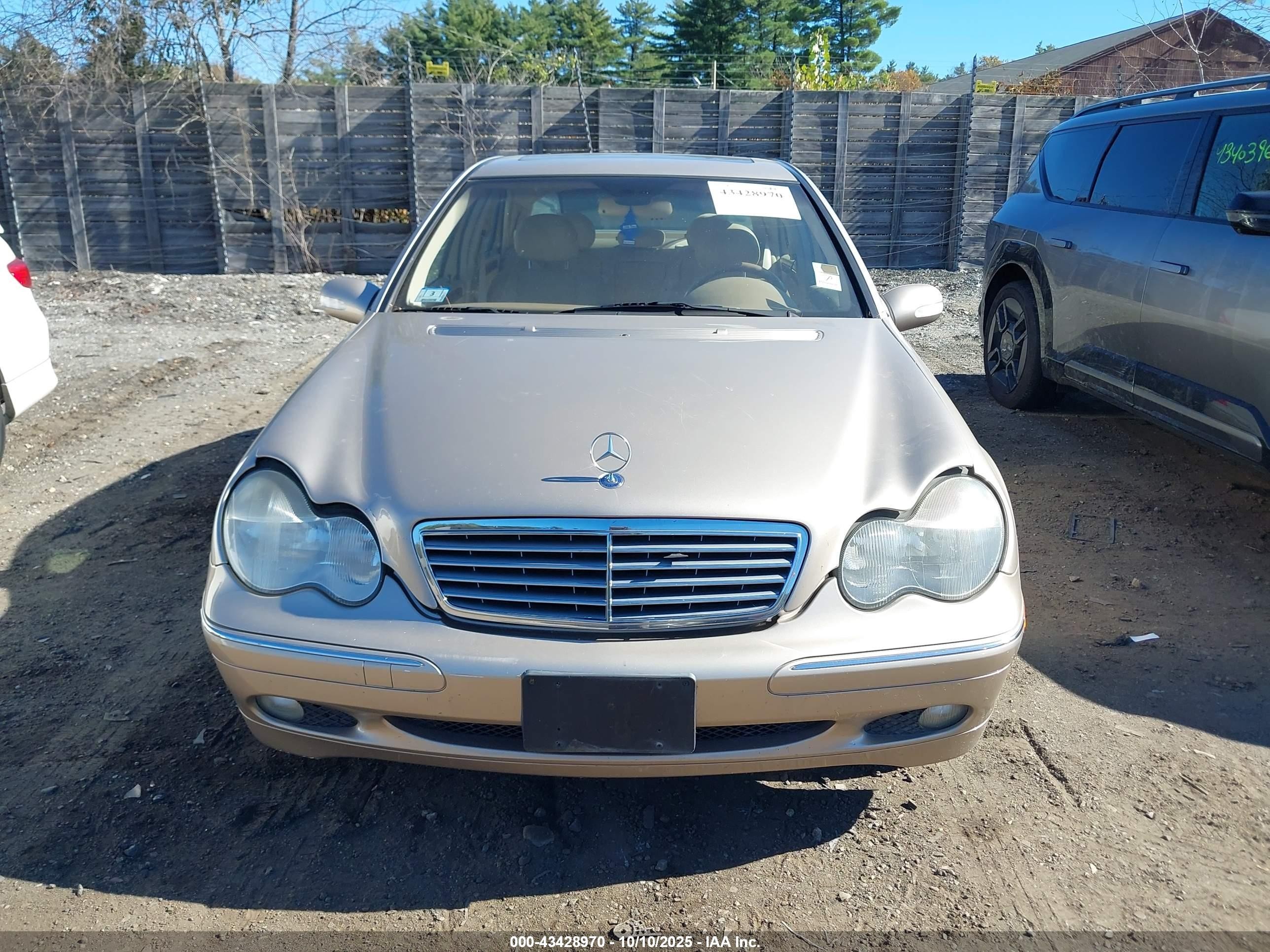 2002 Mercedes-benz C 240 Золотой vin: WDBRF61J32F163272