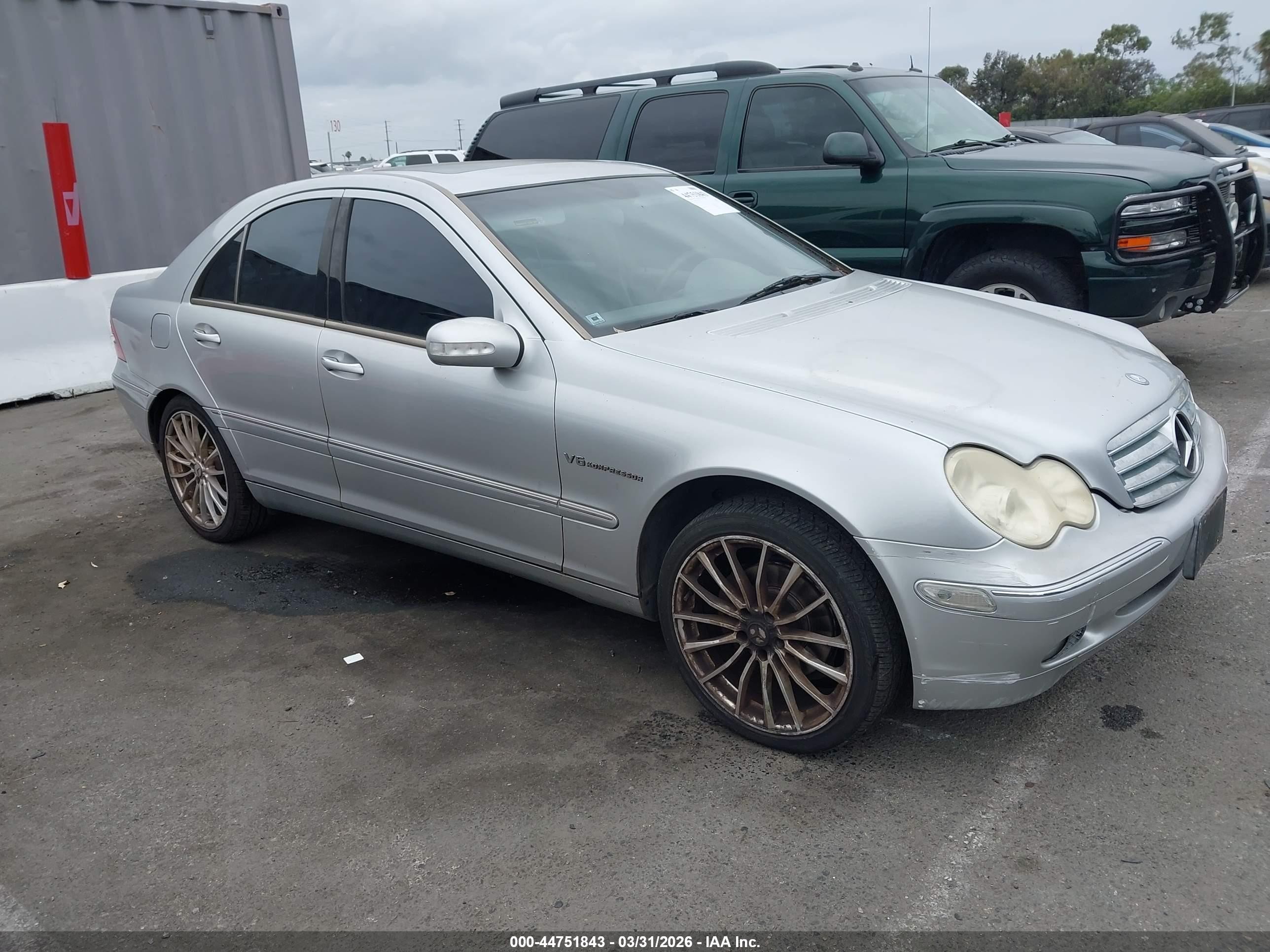 2002 Mercedes-benz C 240   Silver vin: WDBRF61J32F185210