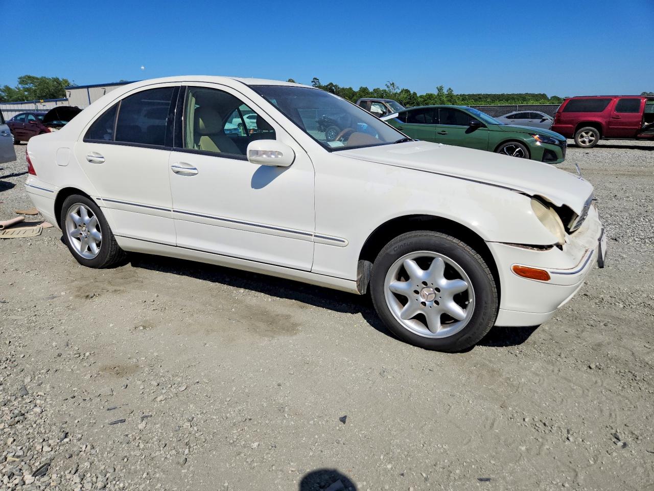 2002 Mercedes-benz C 240 Белый vin: WDBRF61J32F272167