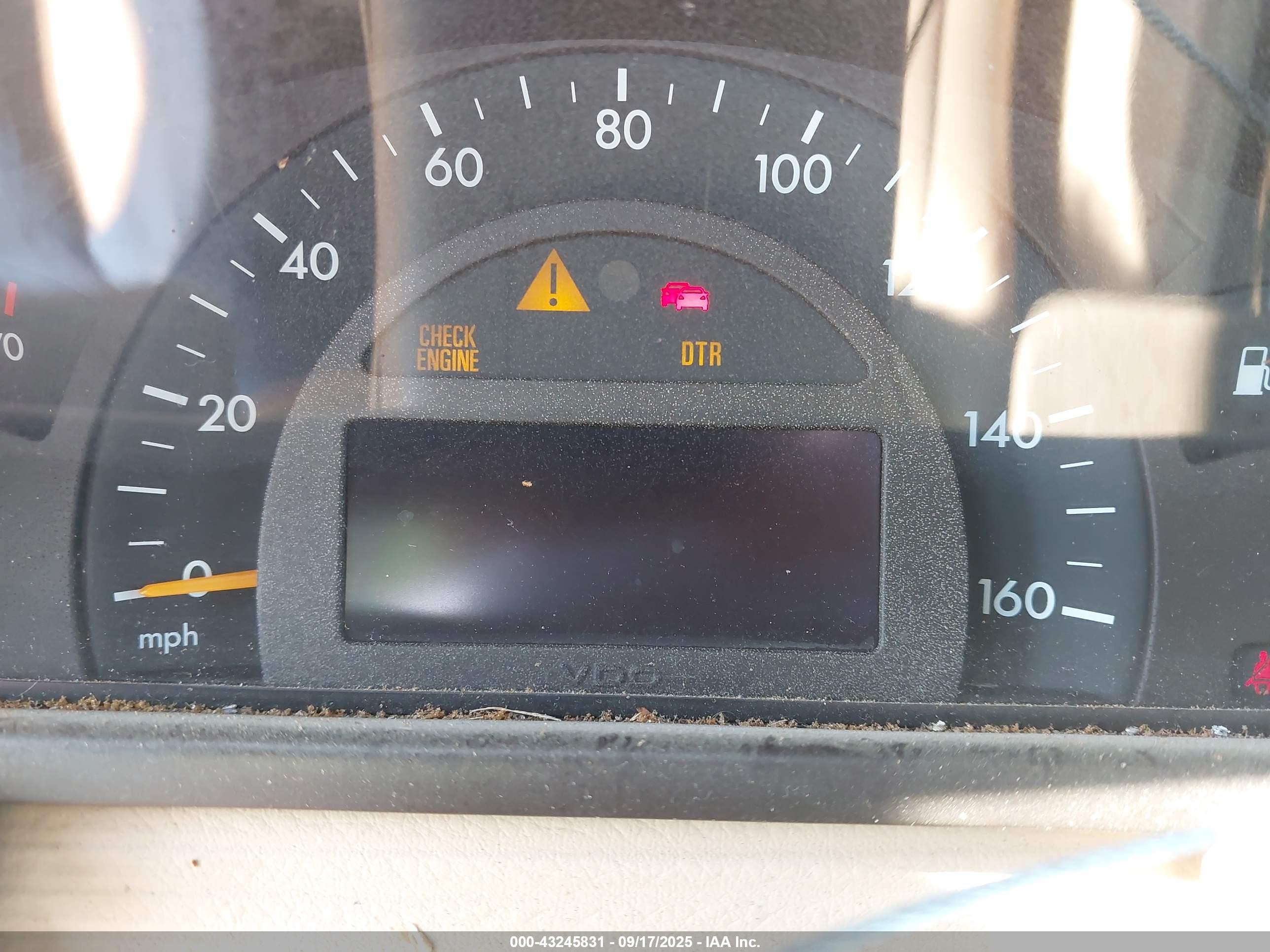 2003 Mercedes-benz C 240   Белый vin: WDBRF61J33A496358