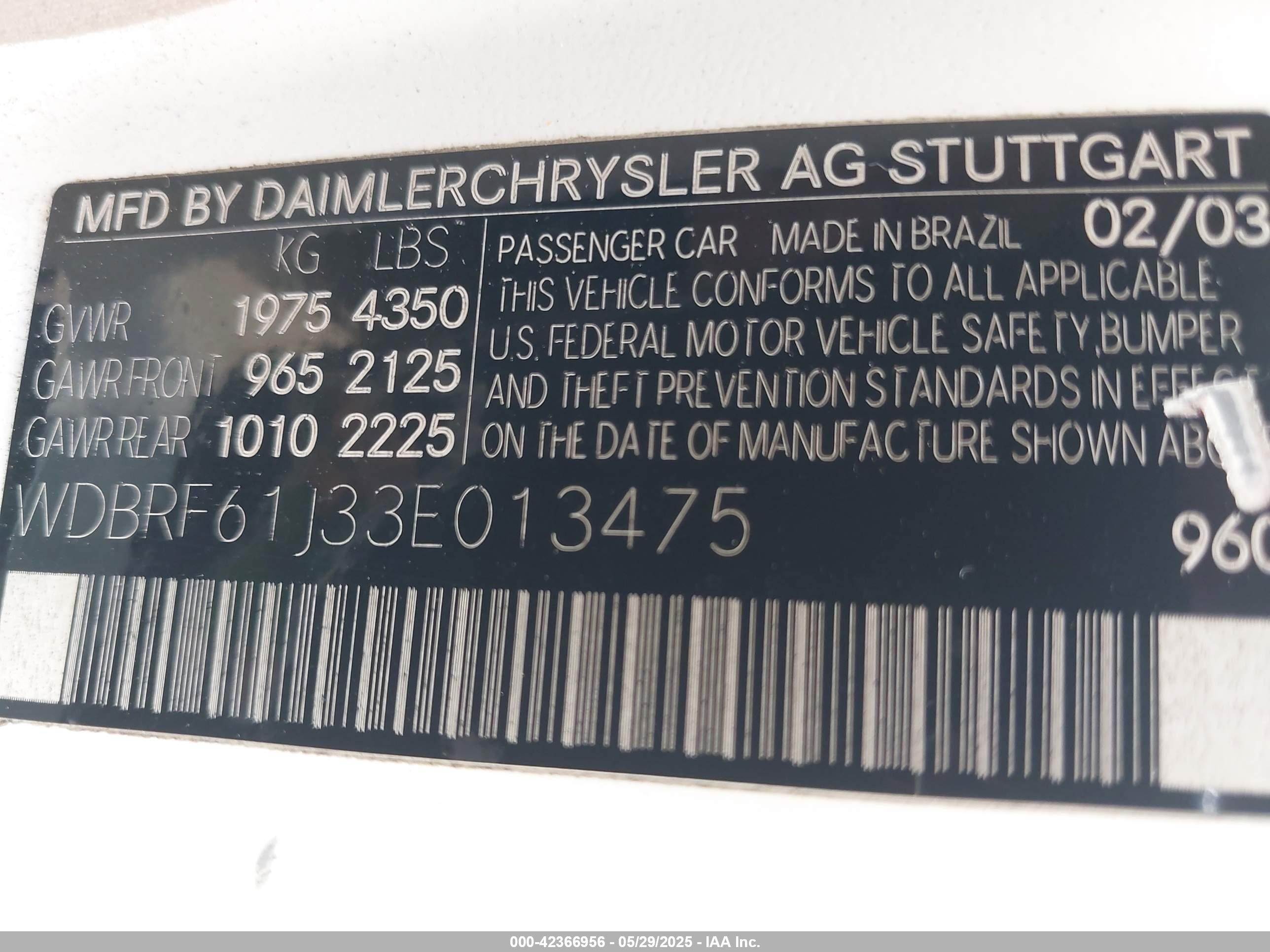 2003 Mercedes-benz C 240   White vin: WDBRF61J33E013475