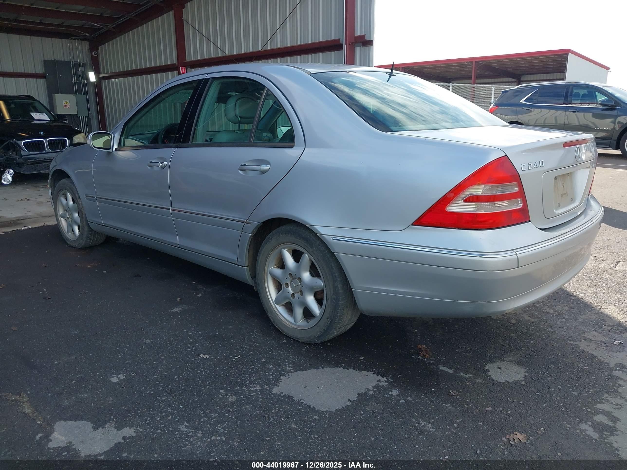 2003 Mercedes-benz C 240   Silver vin: WDBRF61J33F307176