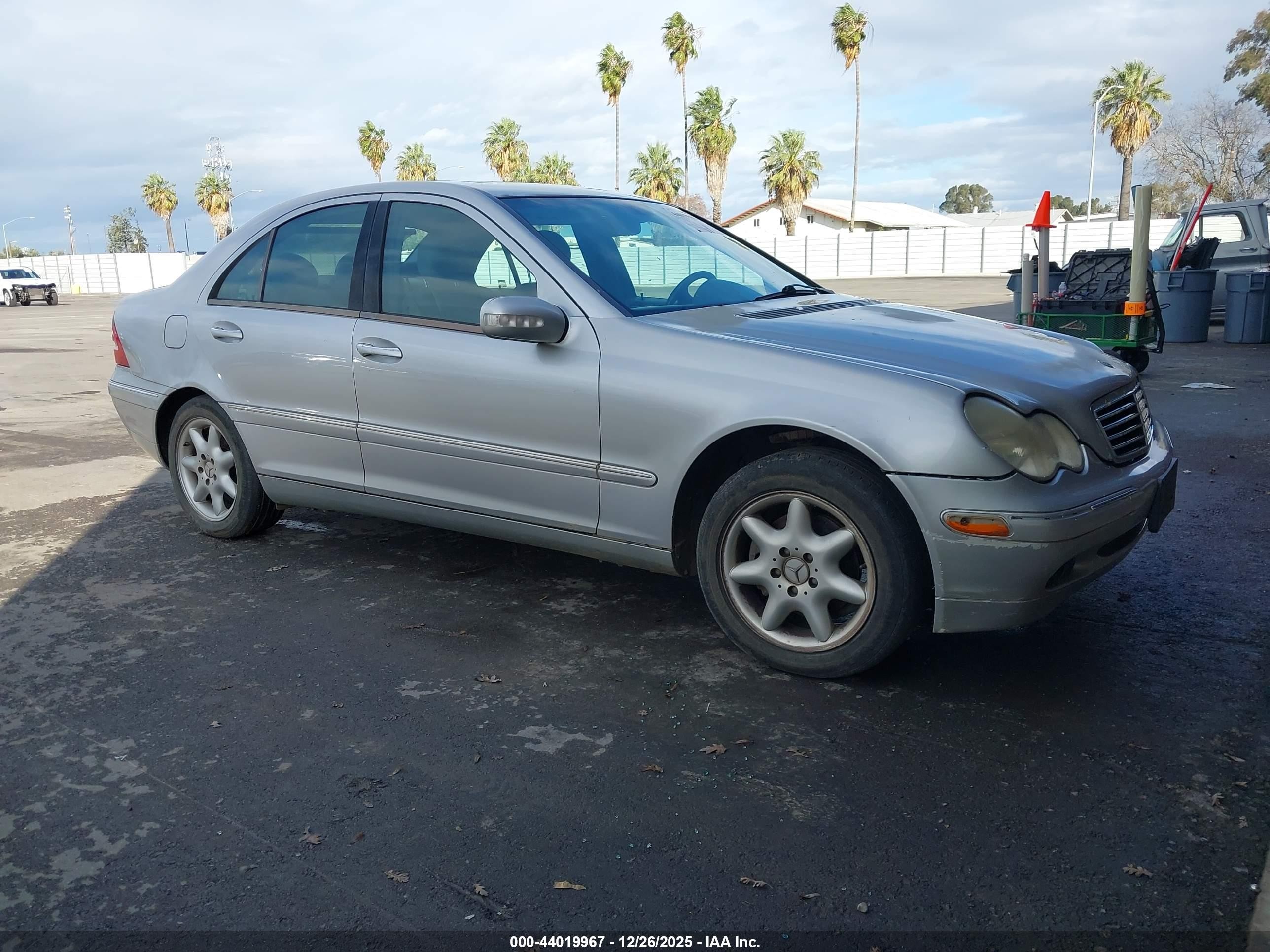 2003 Mercedes-benz C 240   Silver vin: WDBRF61J33F307176