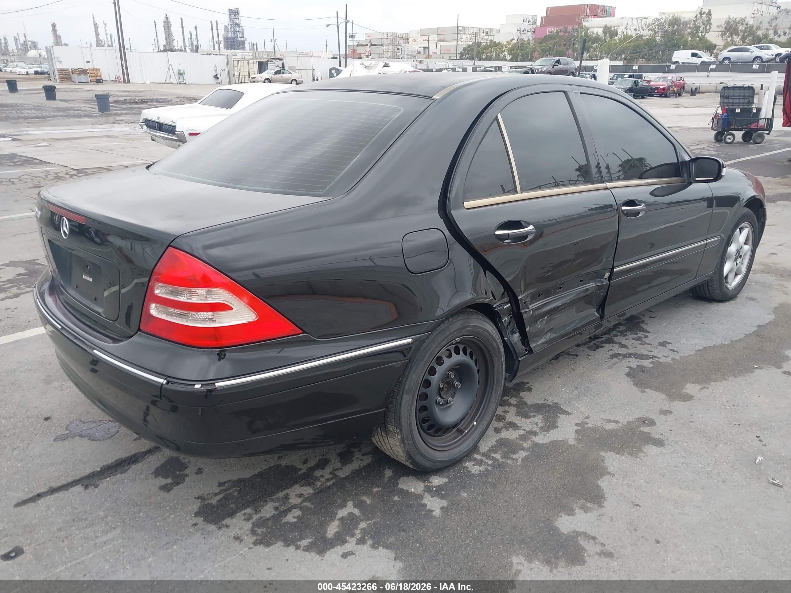 2003 Mercedes-benz C 240   Black vin: WDBRF61J33F340548