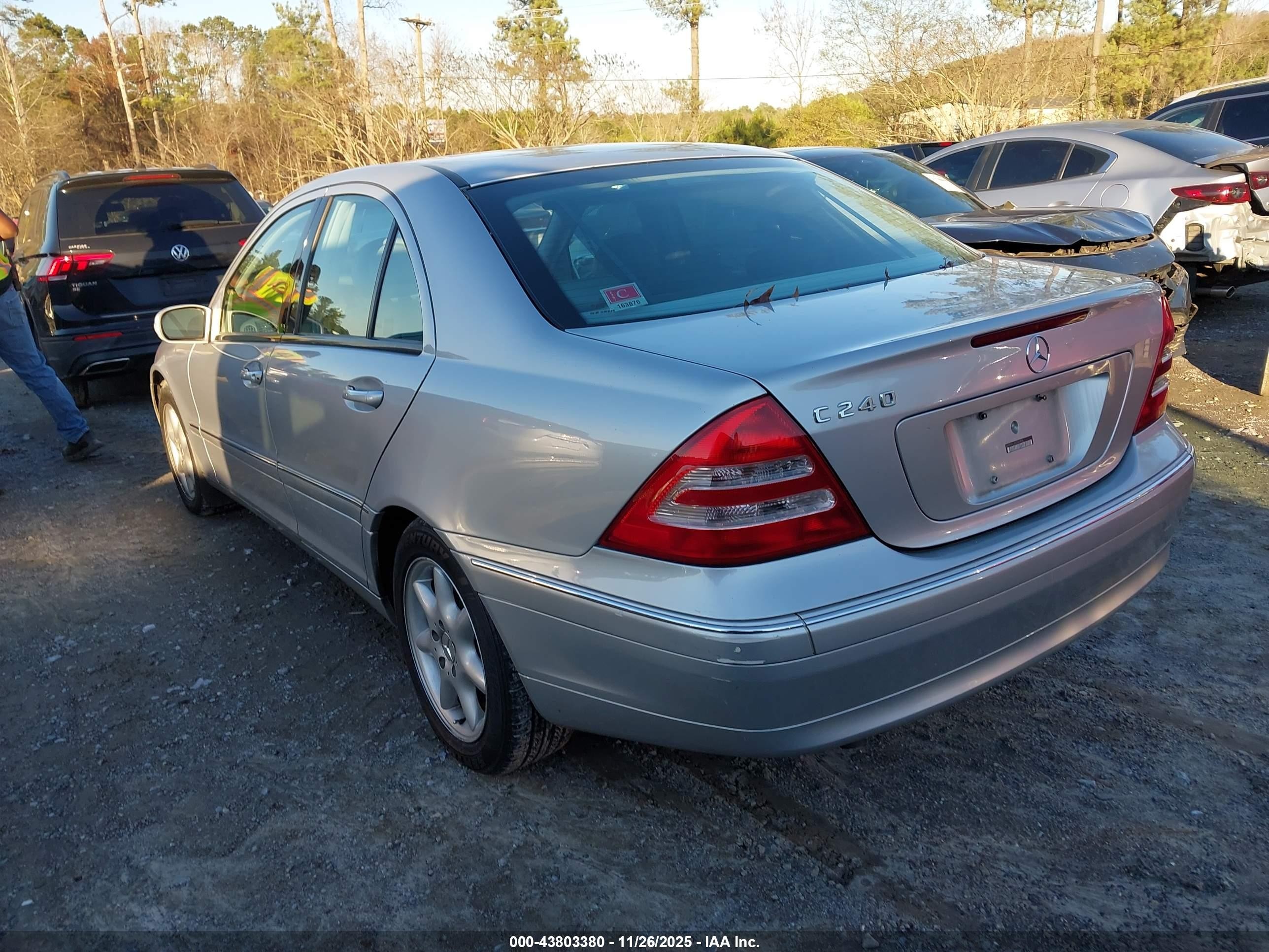 2003 Mercedes-benz C 240   Серебряный vin: WDBRF61J33F343854