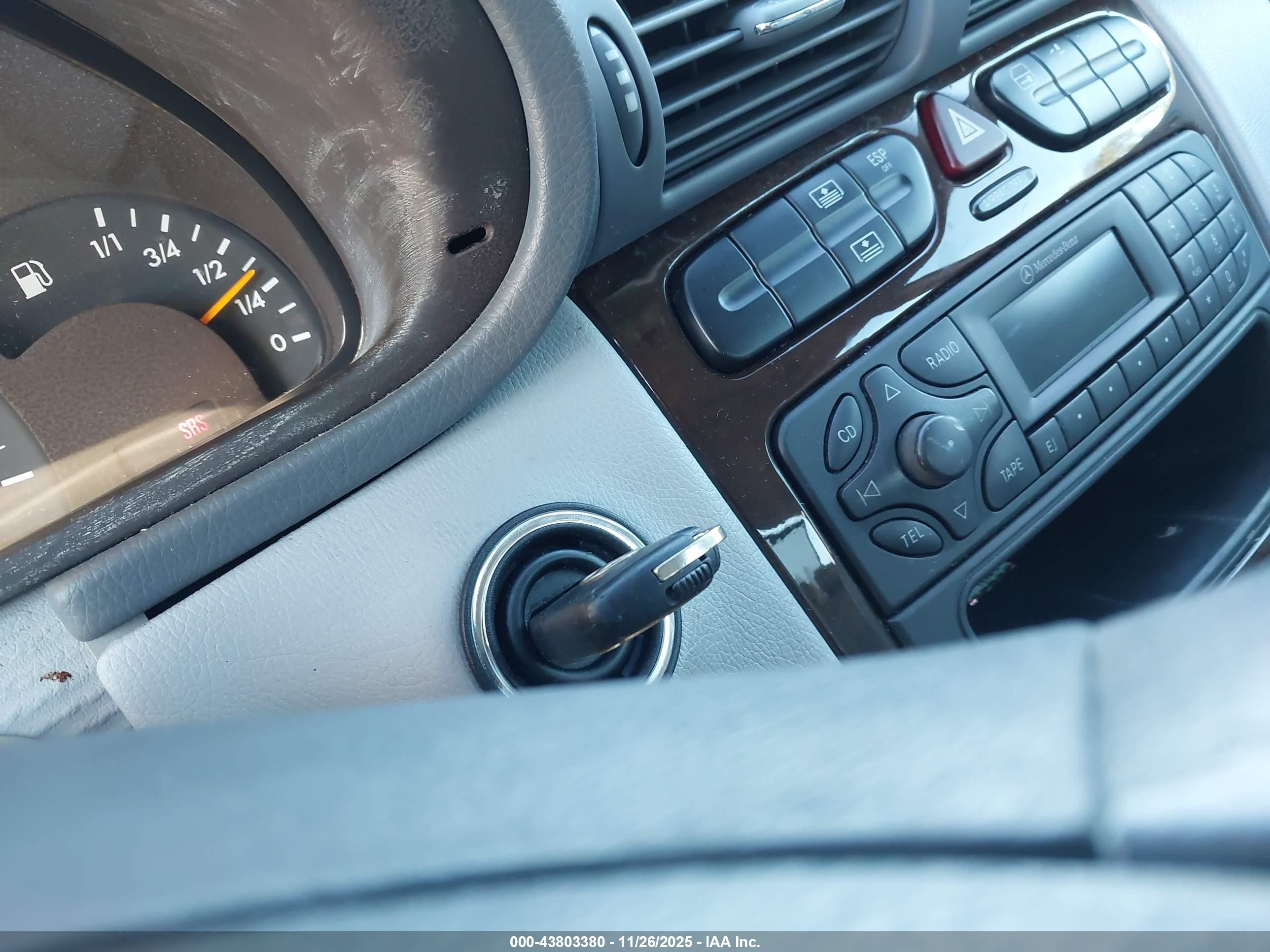 2003 Mercedes-benz C 240   Серебряный vin: WDBRF61J33F343854