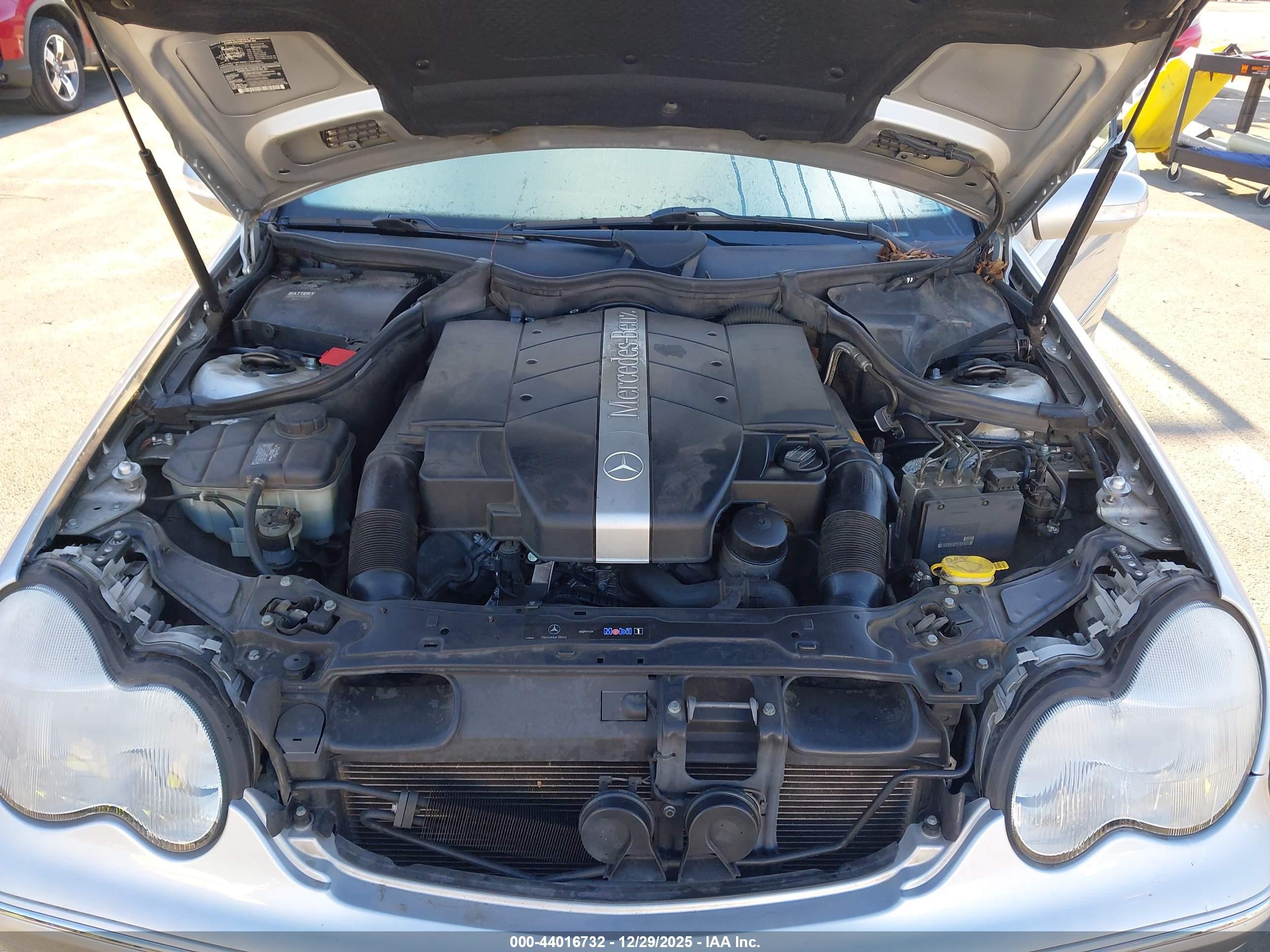 2003 Mercedes-benz C 240   Серый vin: WDBRF61J33F392262