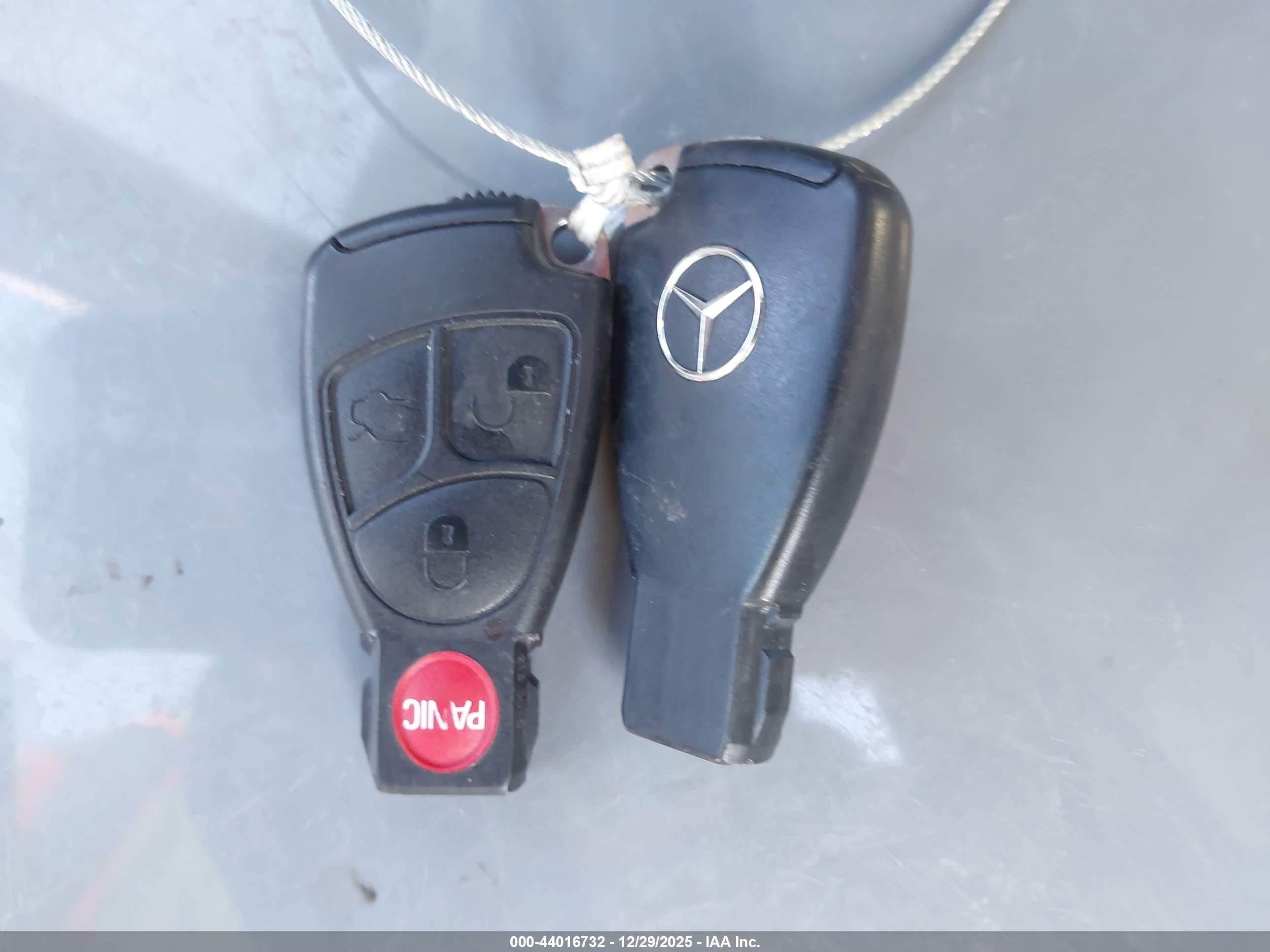 2003 Mercedes-benz C 240   Серый vin: WDBRF61J33F392262