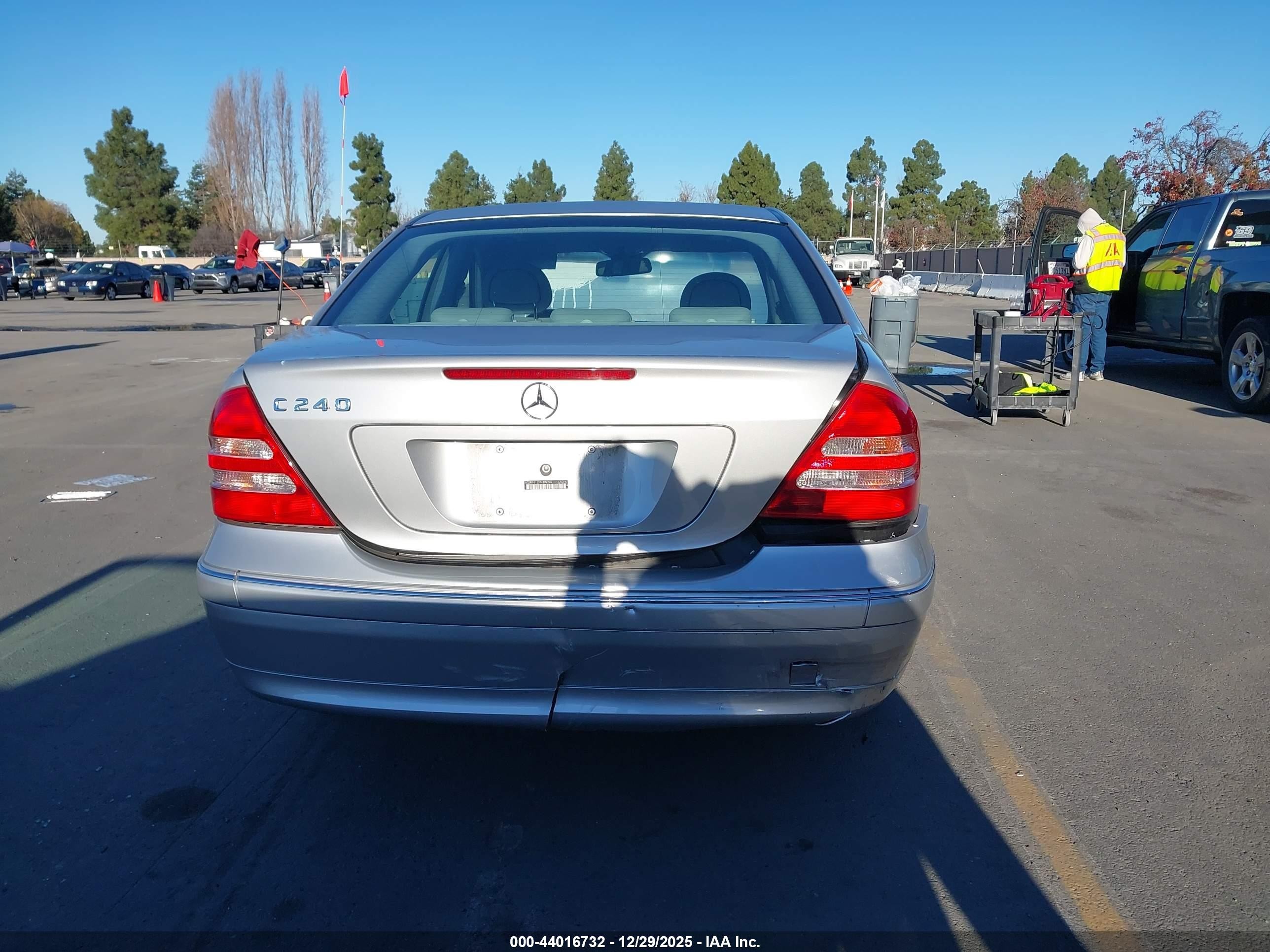 2003 Mercedes-benz C 240   Серый vin: WDBRF61J33F392262