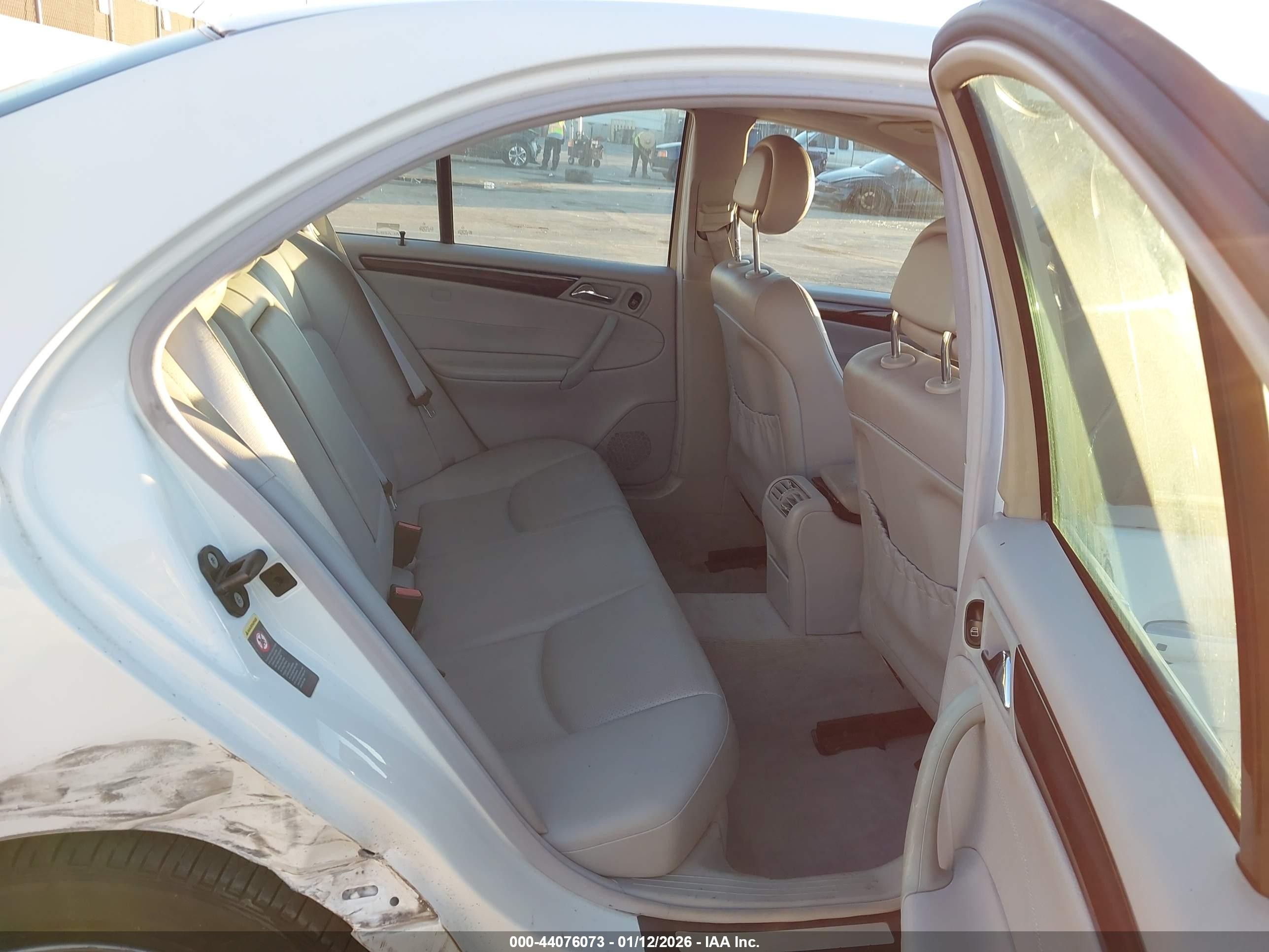 2004 Mercedes-benz C 240   White vin: WDBRF61J34A576616