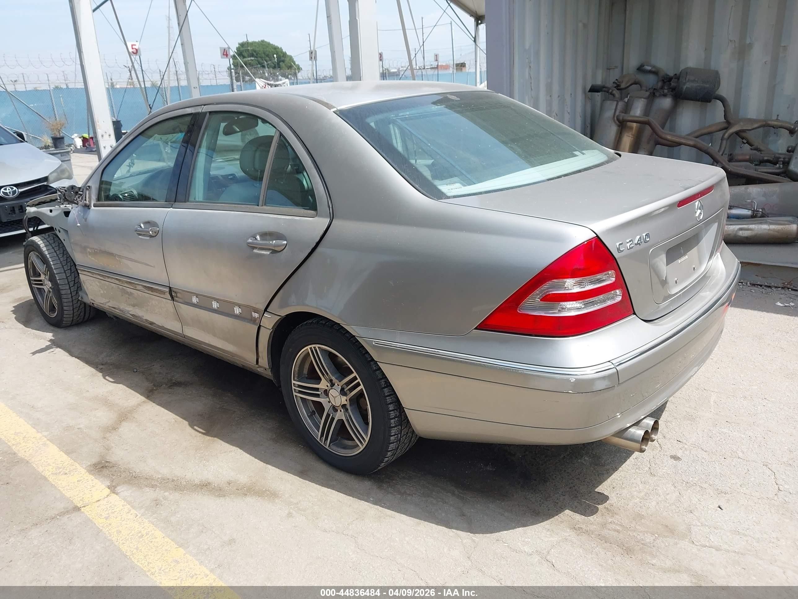 2004 Mercedes-benz C 240   Tan vin: WDBRF61J34E016149
