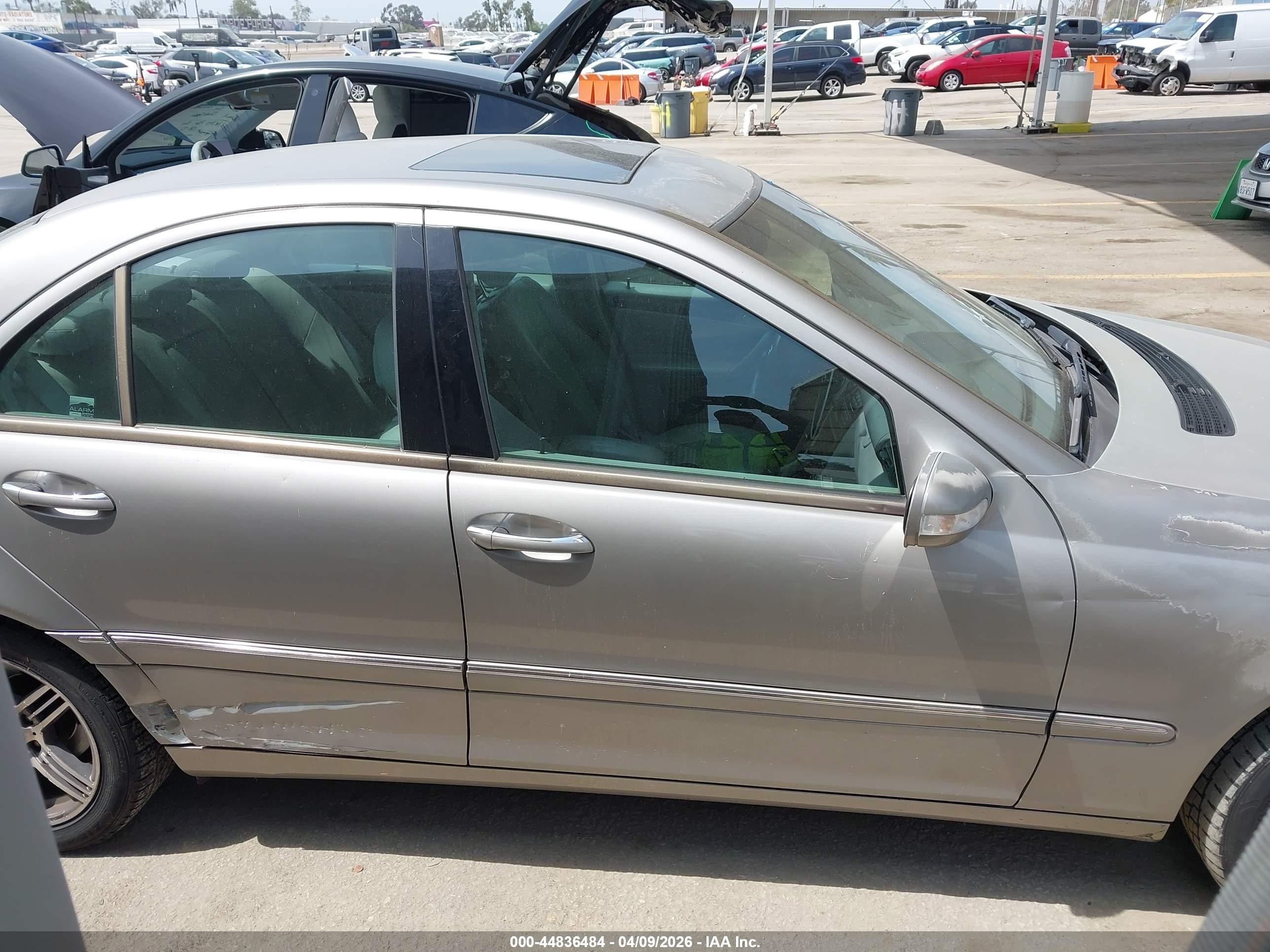 2004 Mercedes-benz C 240   Tan vin: WDBRF61J34E016149