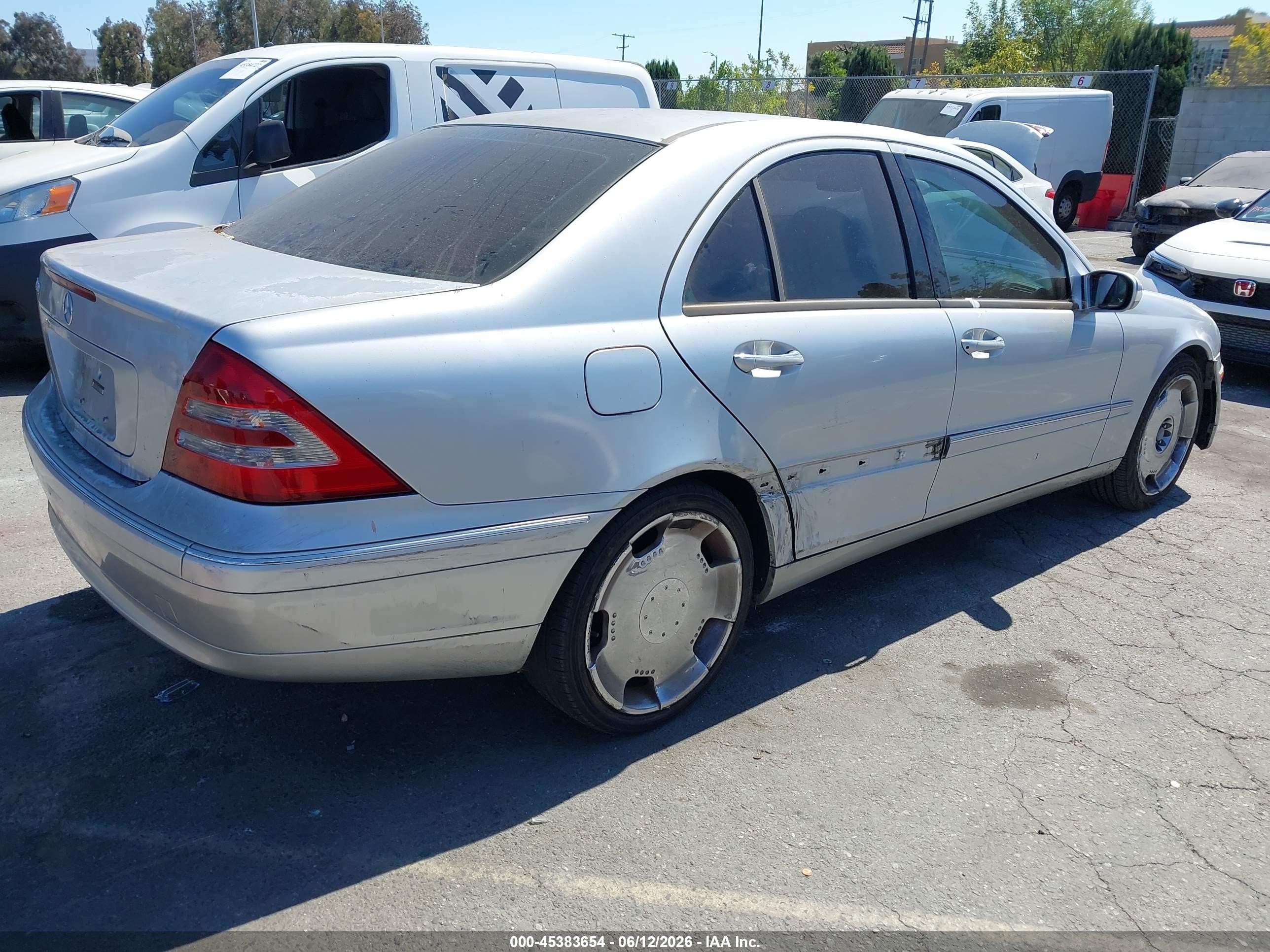 2004 Mercedes-benz C 240 Silver vin: WDBRF61J34E016670