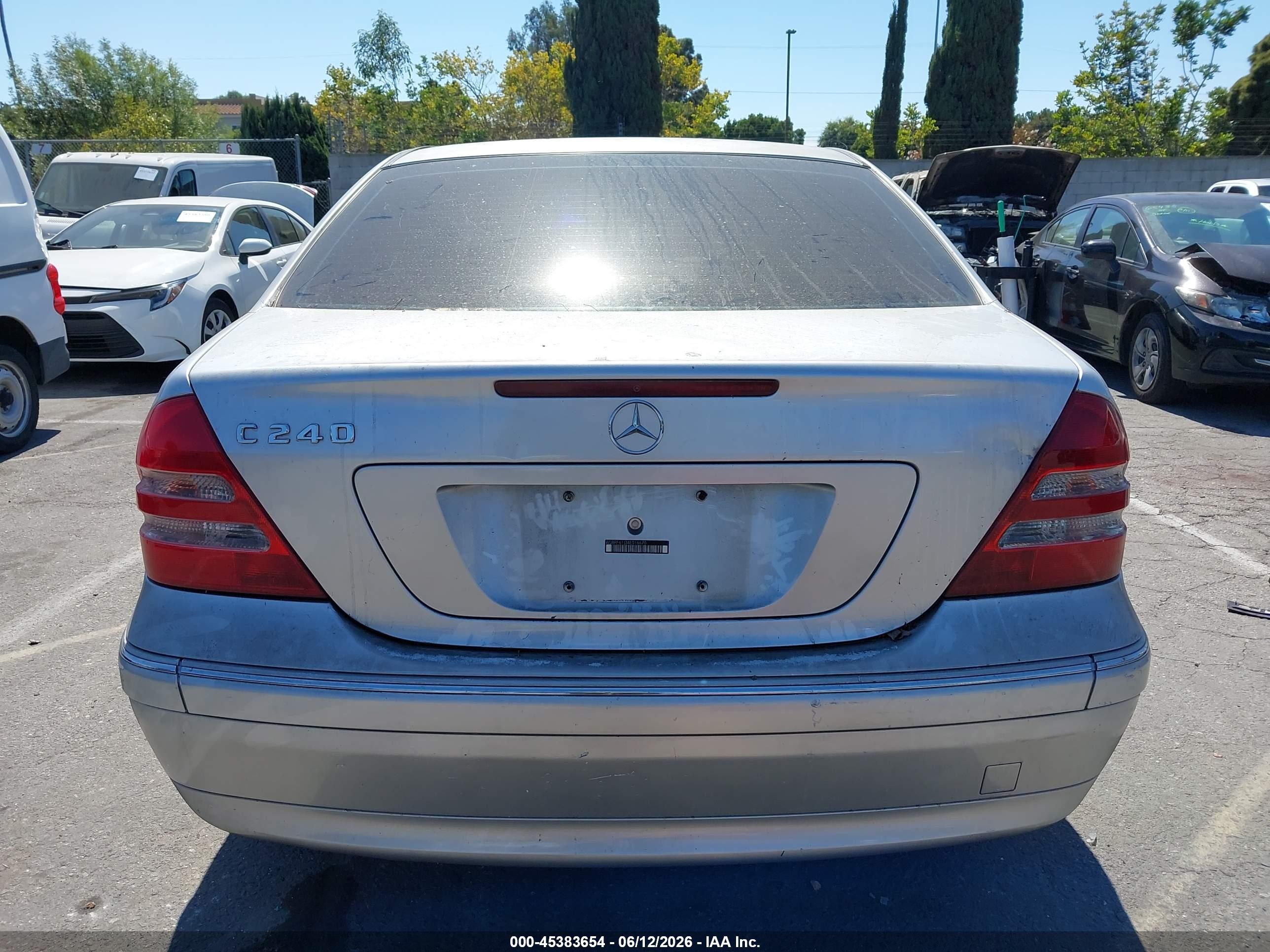 2004 Mercedes-benz C 240 Silver vin: WDBRF61J34E016670