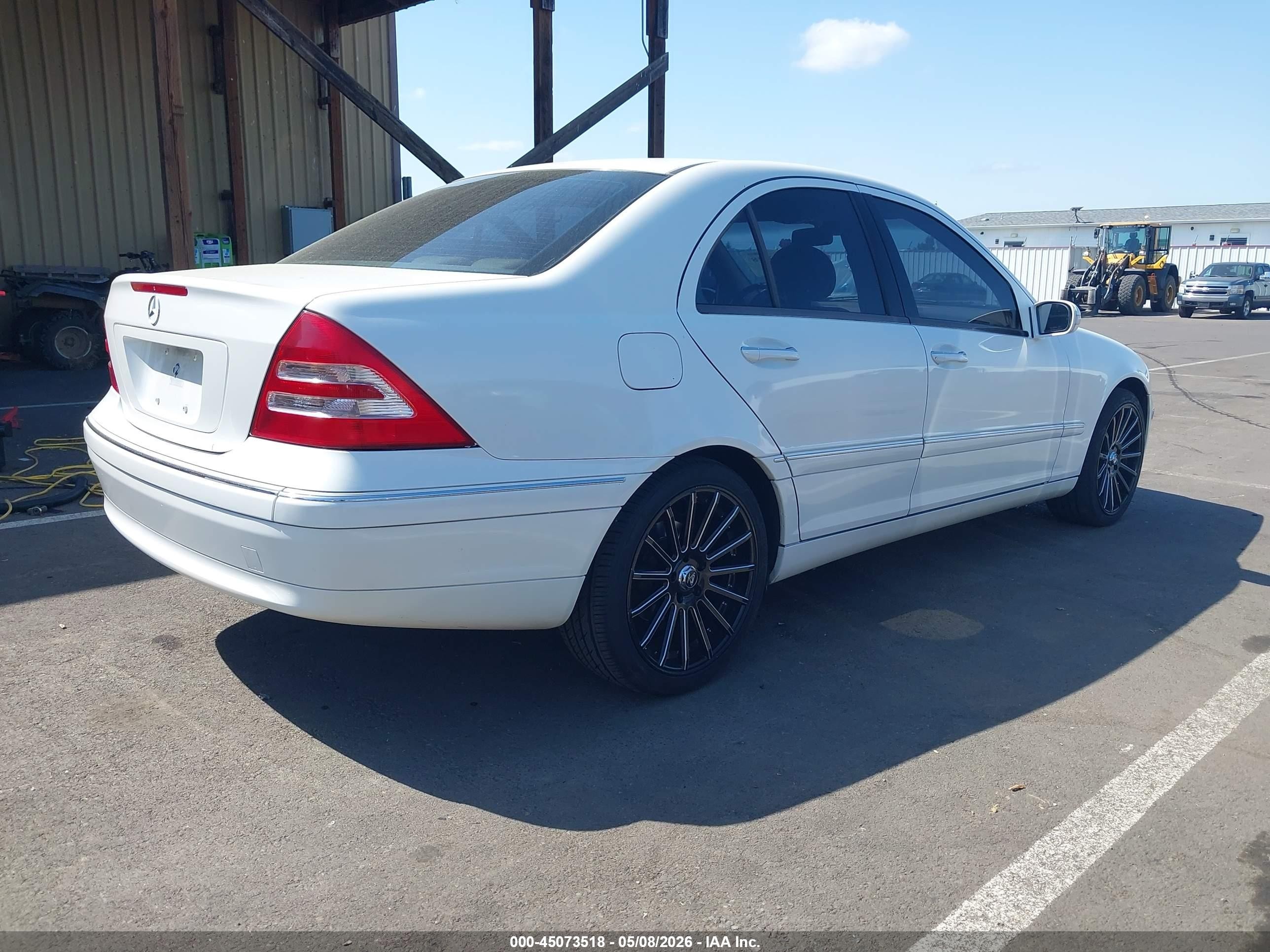 2004 Mercedes-benz C 240 White vin: WDBRF61J34E017236