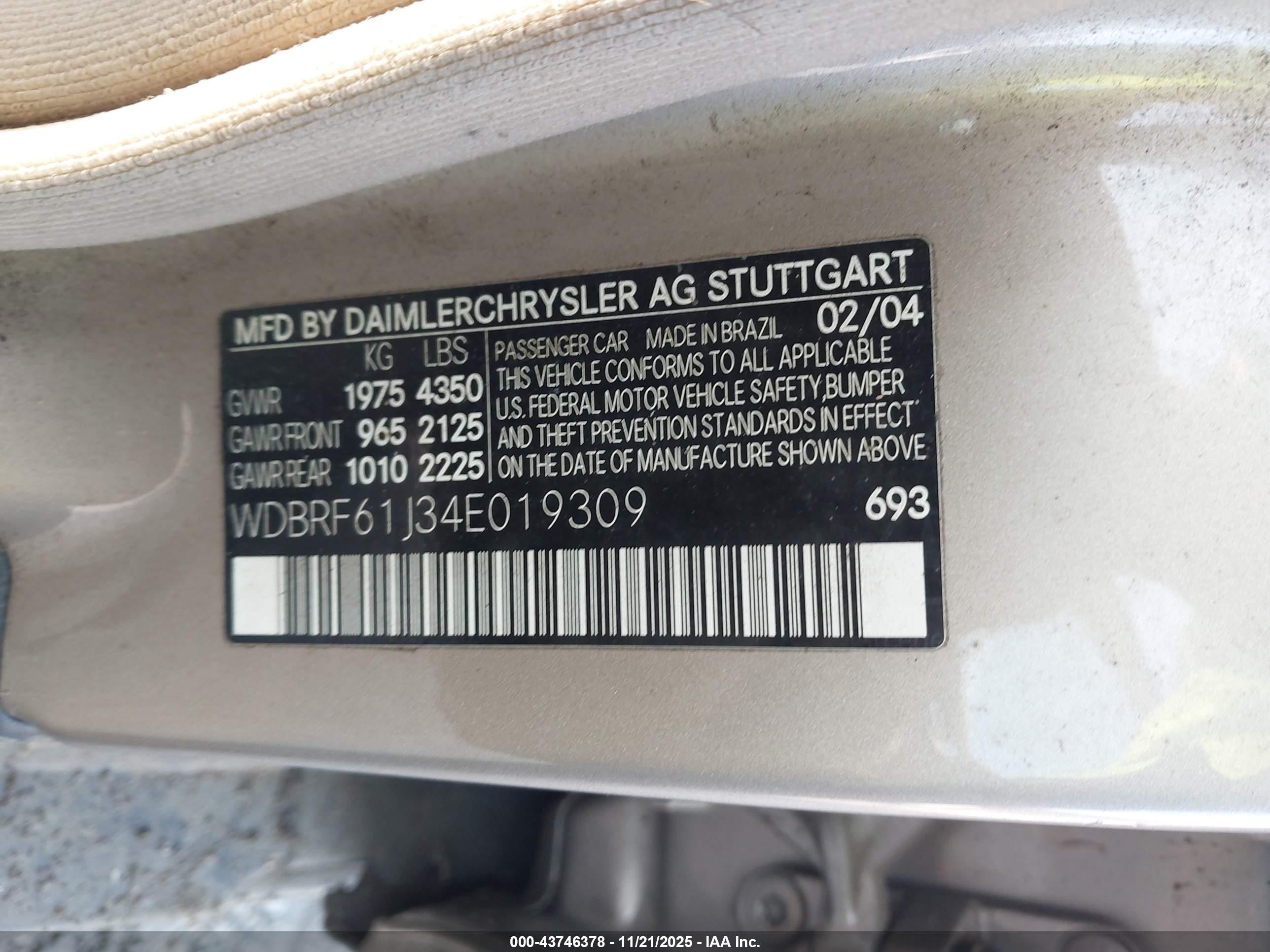 2004 Mercedes-benz C 240   Gold vin: WDBRF61J34E019309