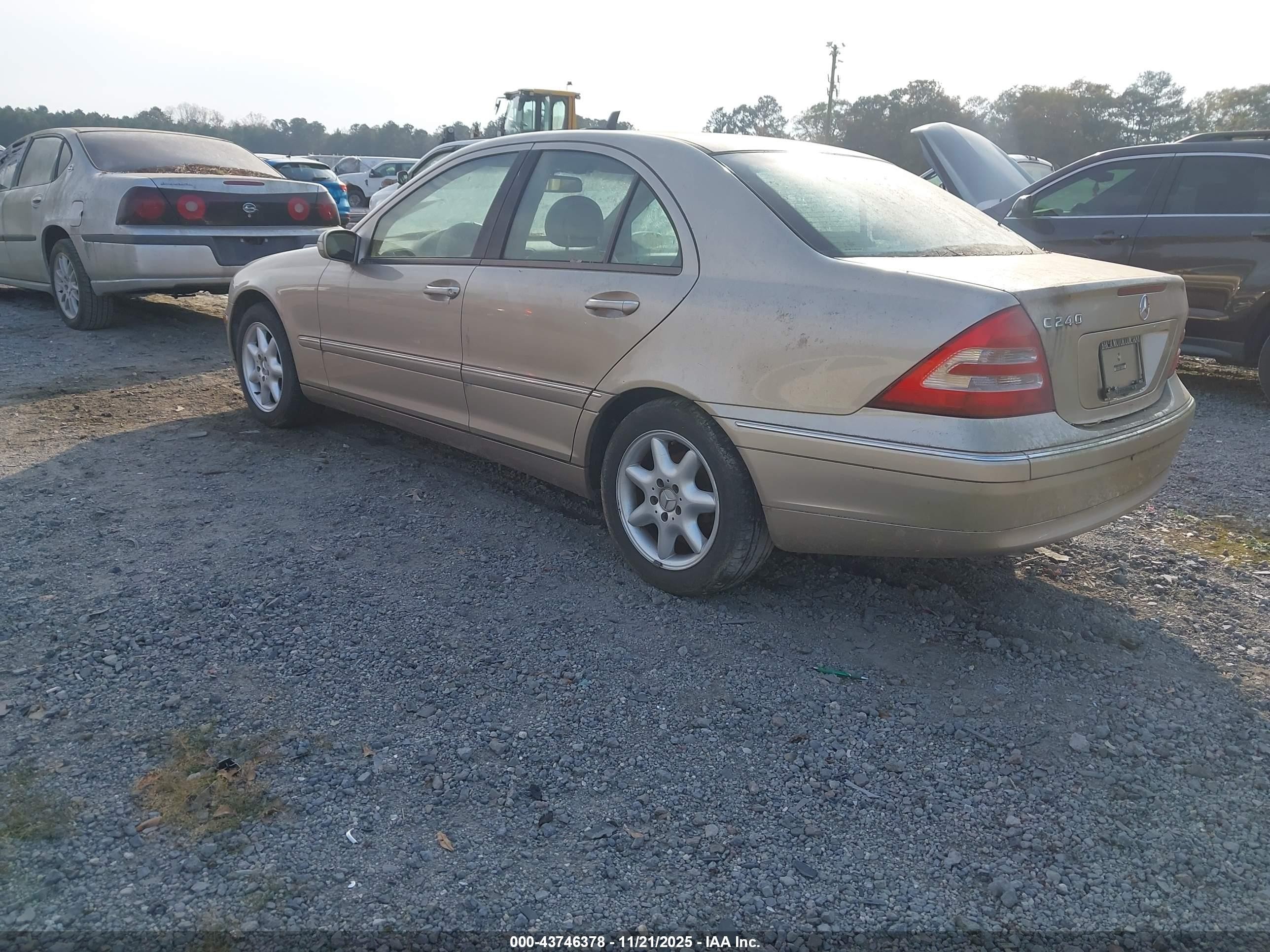 2004 Mercedes-benz C 240   Gold vin: WDBRF61J34E019309