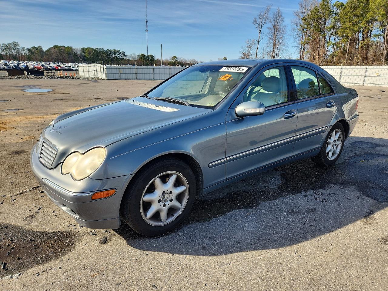 2004 Mercedes-benz C 240 Синий vin: WDBRF61J34F503524