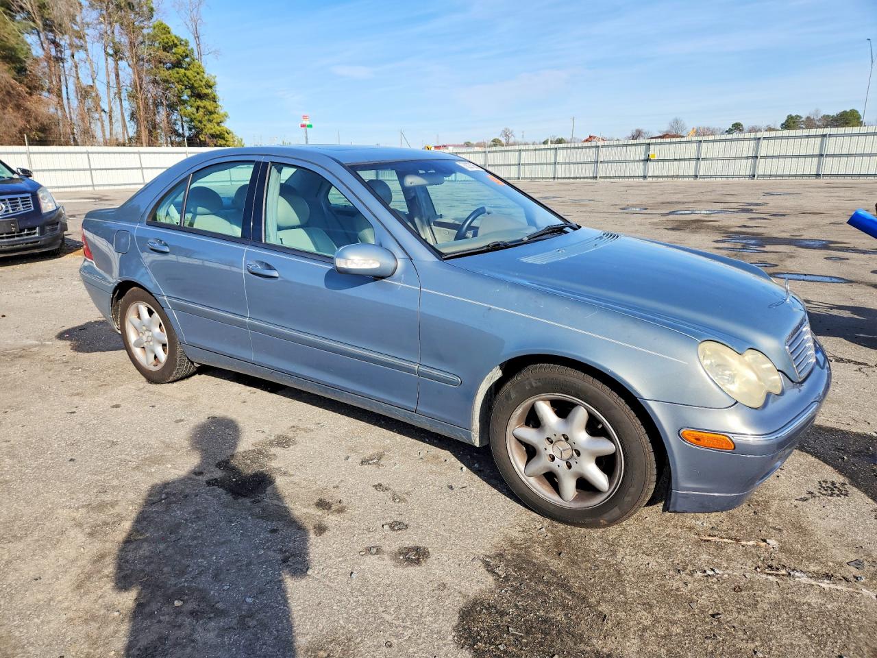 2004 Mercedes-benz C 240 Blue vin: WDBRF61J34F503524