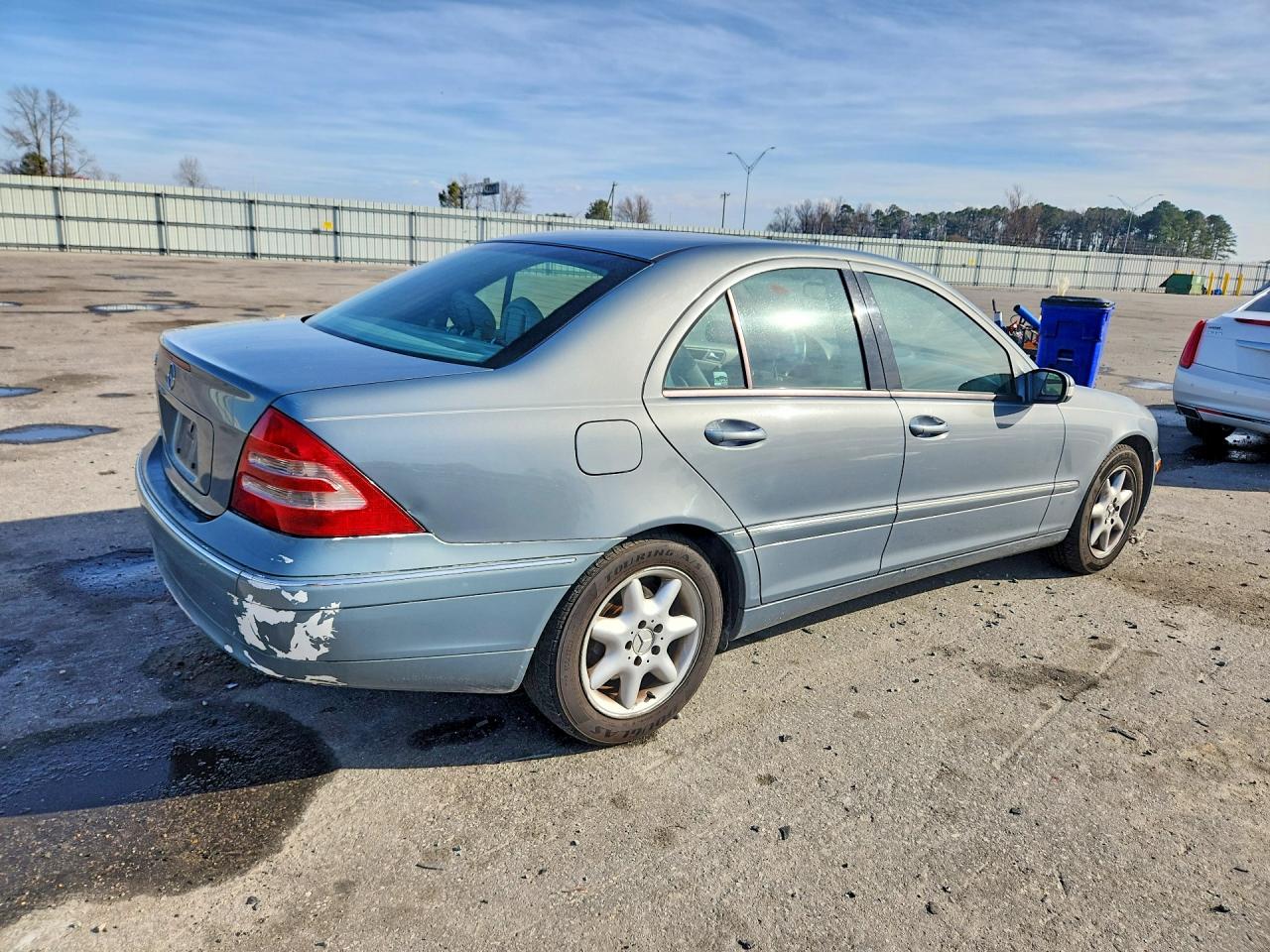 2004 Mercedes-benz C 240 Blue vin: WDBRF61J34F503524