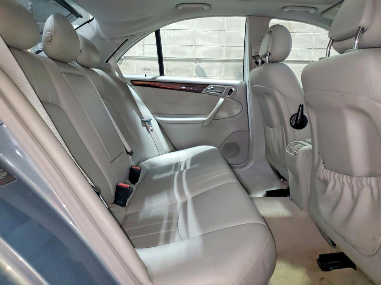 2005 Mercedes-benz C240 Sport Синий vin: WDBRF61J35A652837