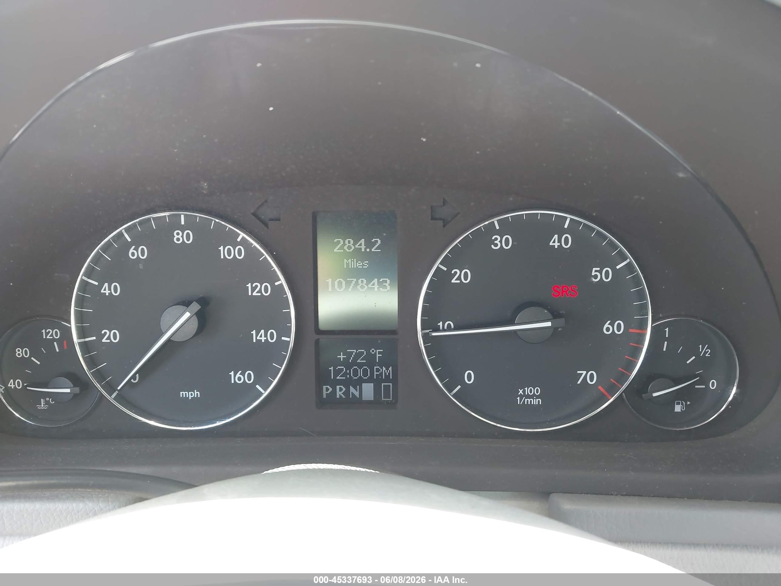 2005 Mercedes-benz C 240 Luxury Серебряный vin: WDBRF61J35A655043