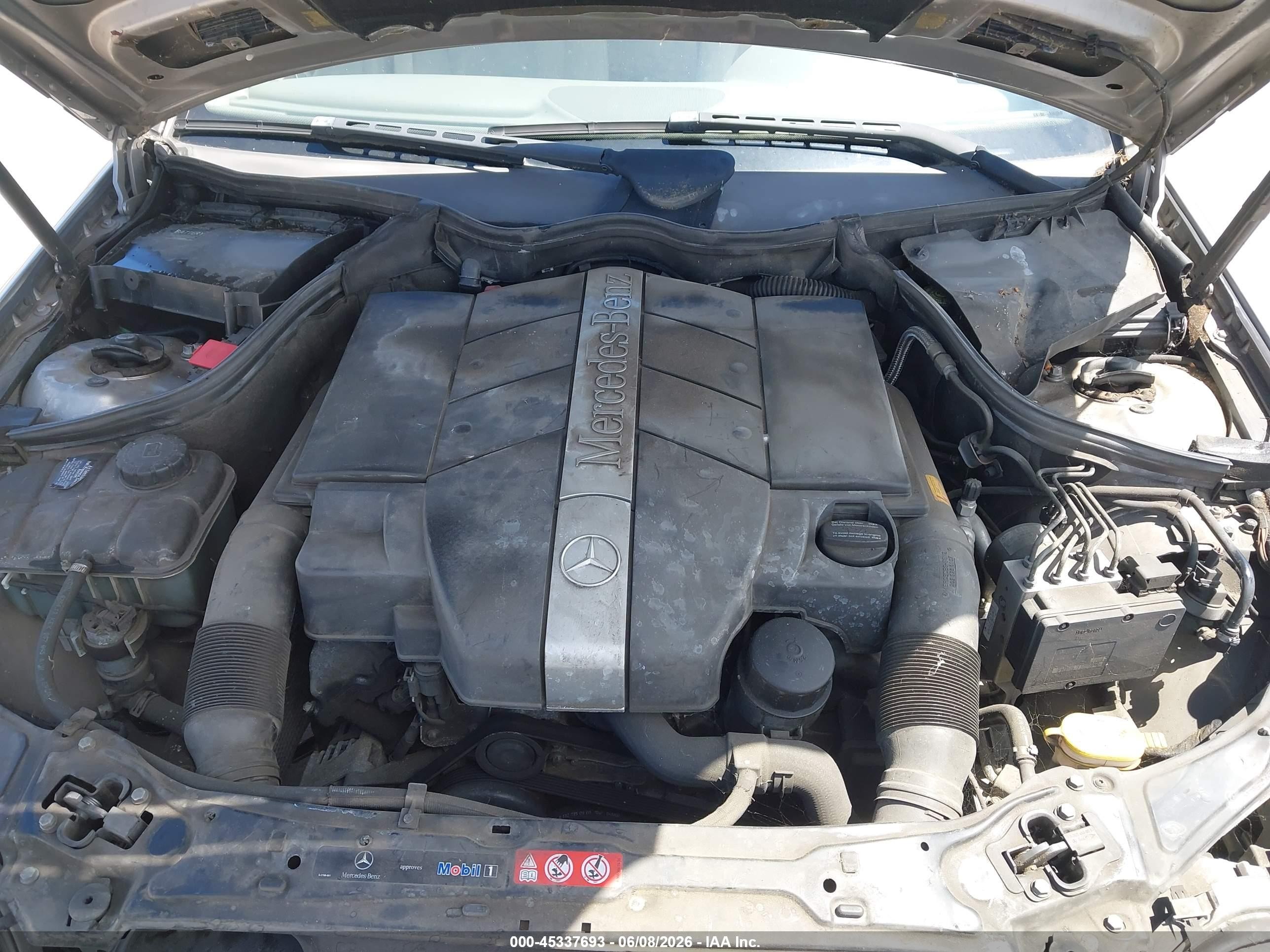 2005 Mercedes-benz C 240 Luxury Серебряный vin: WDBRF61J35A655043