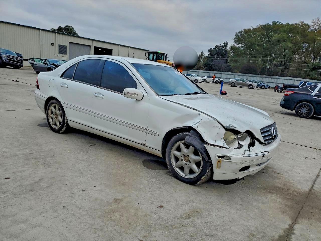 2001 Mercedes-benz C 240 White vin: WDBRF61J41F031913