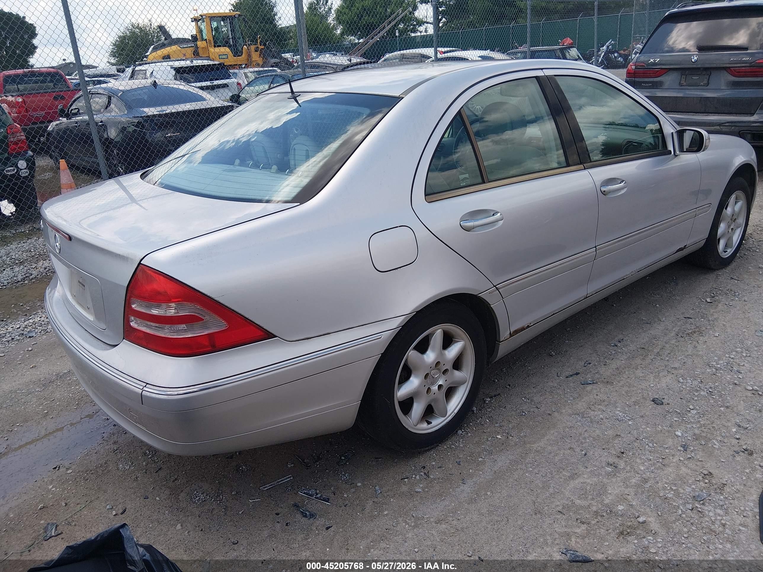 2001 Mercedes-benz C 240   Silver vin: WDBRF61J41F087995