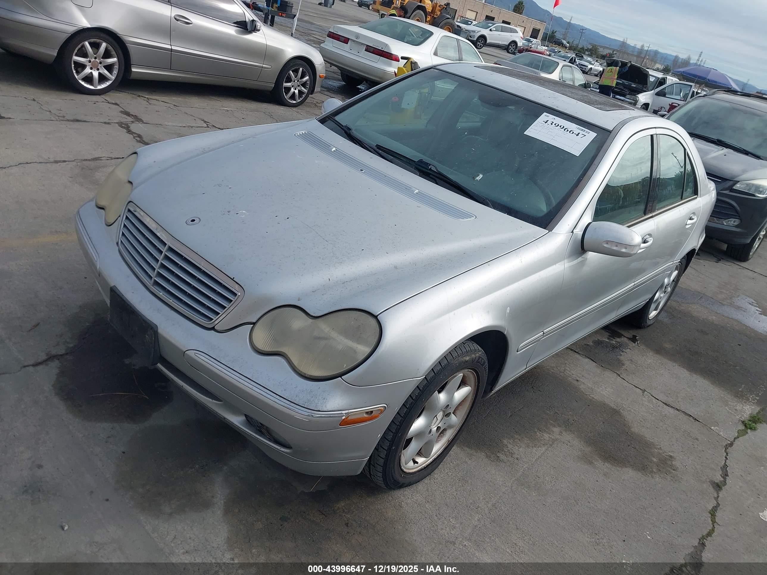 2001 Mercedes-benz C 240   Silver vin: WDBRF61J41F096762