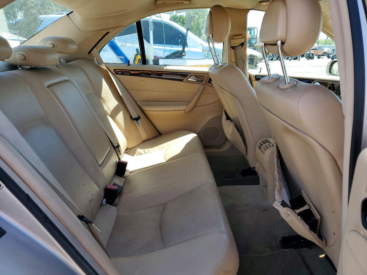 2001 Mercedes-benz C 240 Tan vin: WDBRF61J41F110126