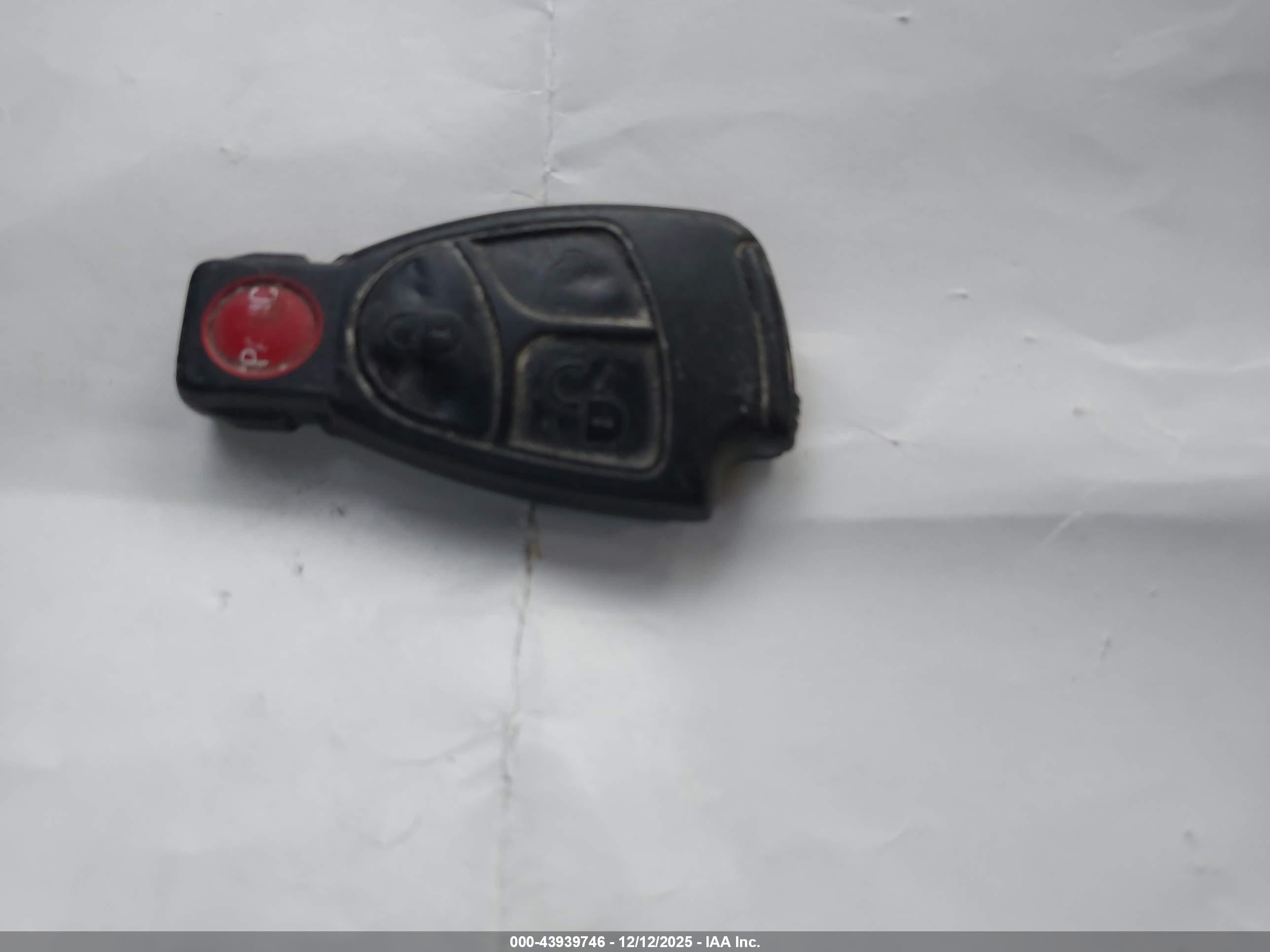 2002 Mercedes-benz C 240   Бежевый vin: WDBRF61J42E003438