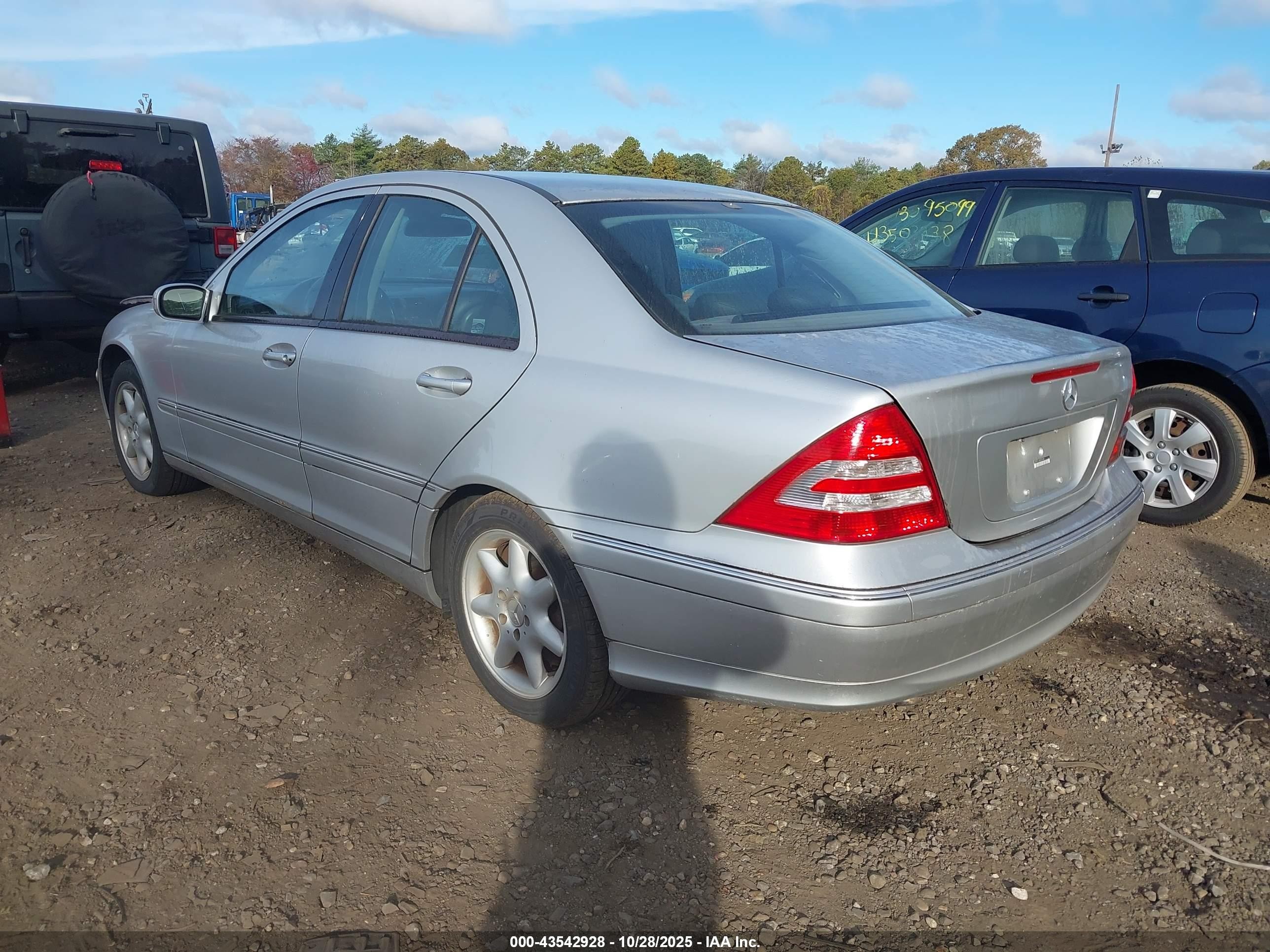 2002 Mercedes-benz C 240   Серый vin: WDBRF61J42E005366