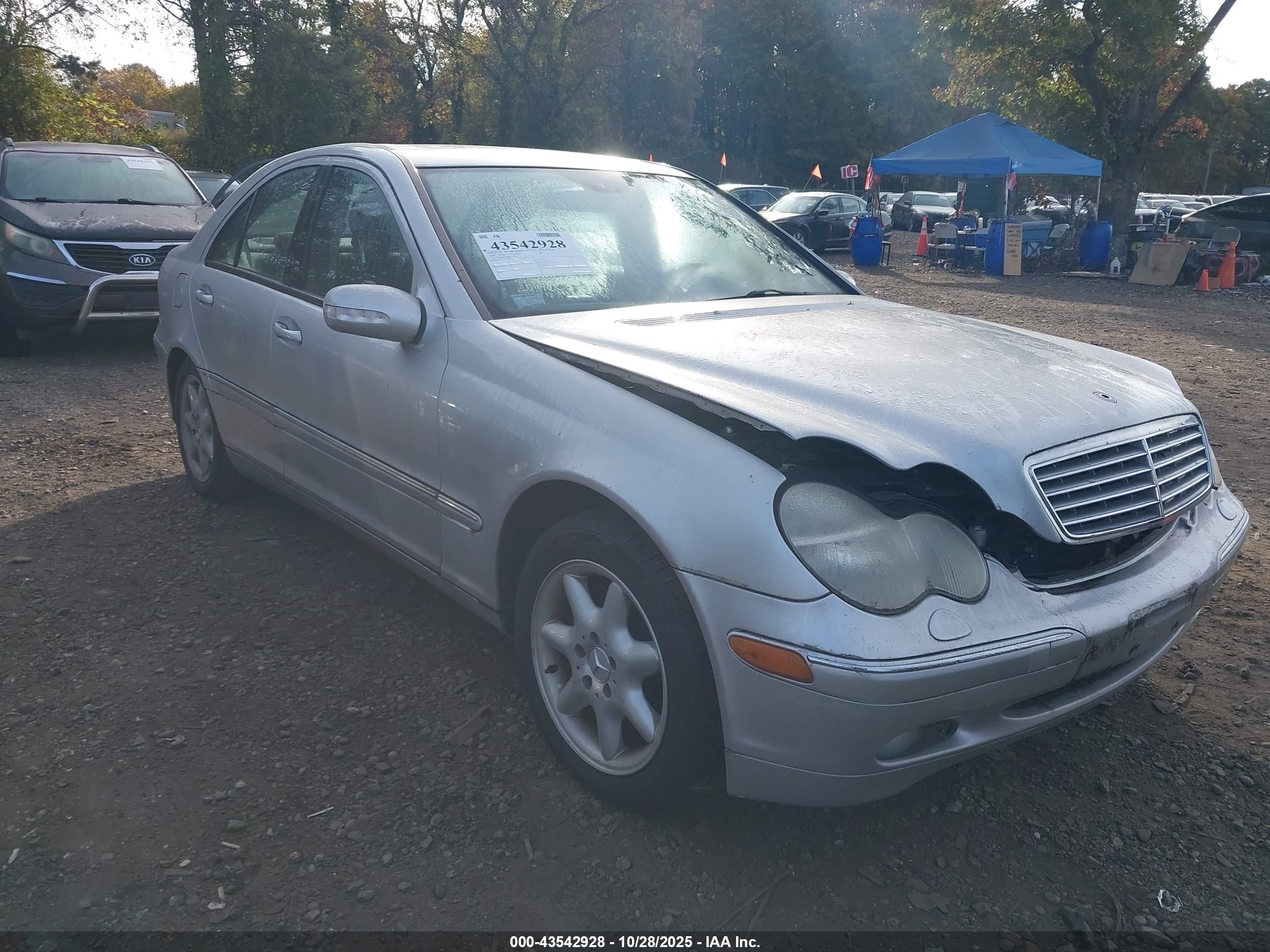 2002 Mercedes-benz C 240   Серый vin: WDBRF61J42E005366