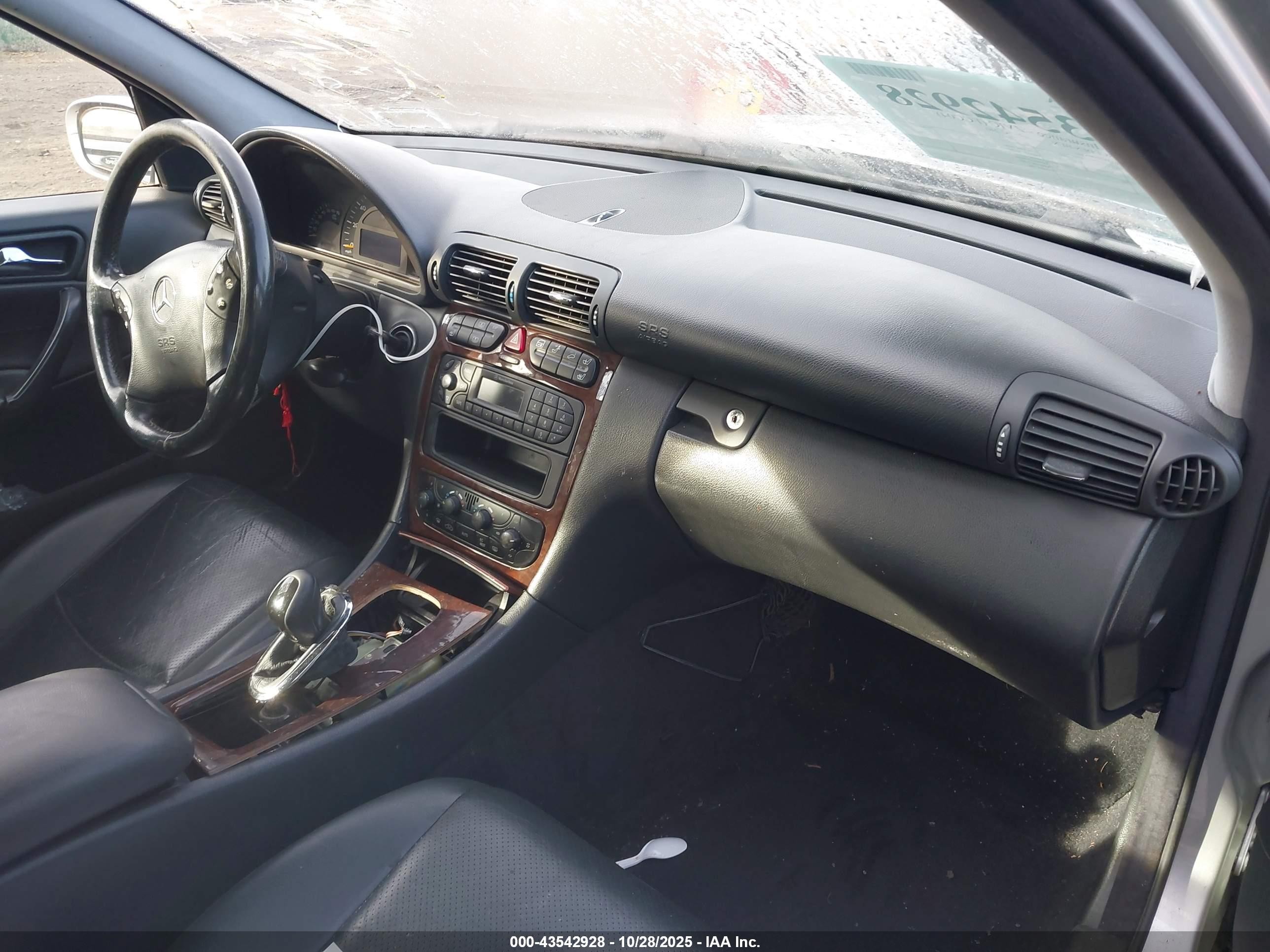 2002 Mercedes-benz C 240   Серый vin: WDBRF61J42E005366