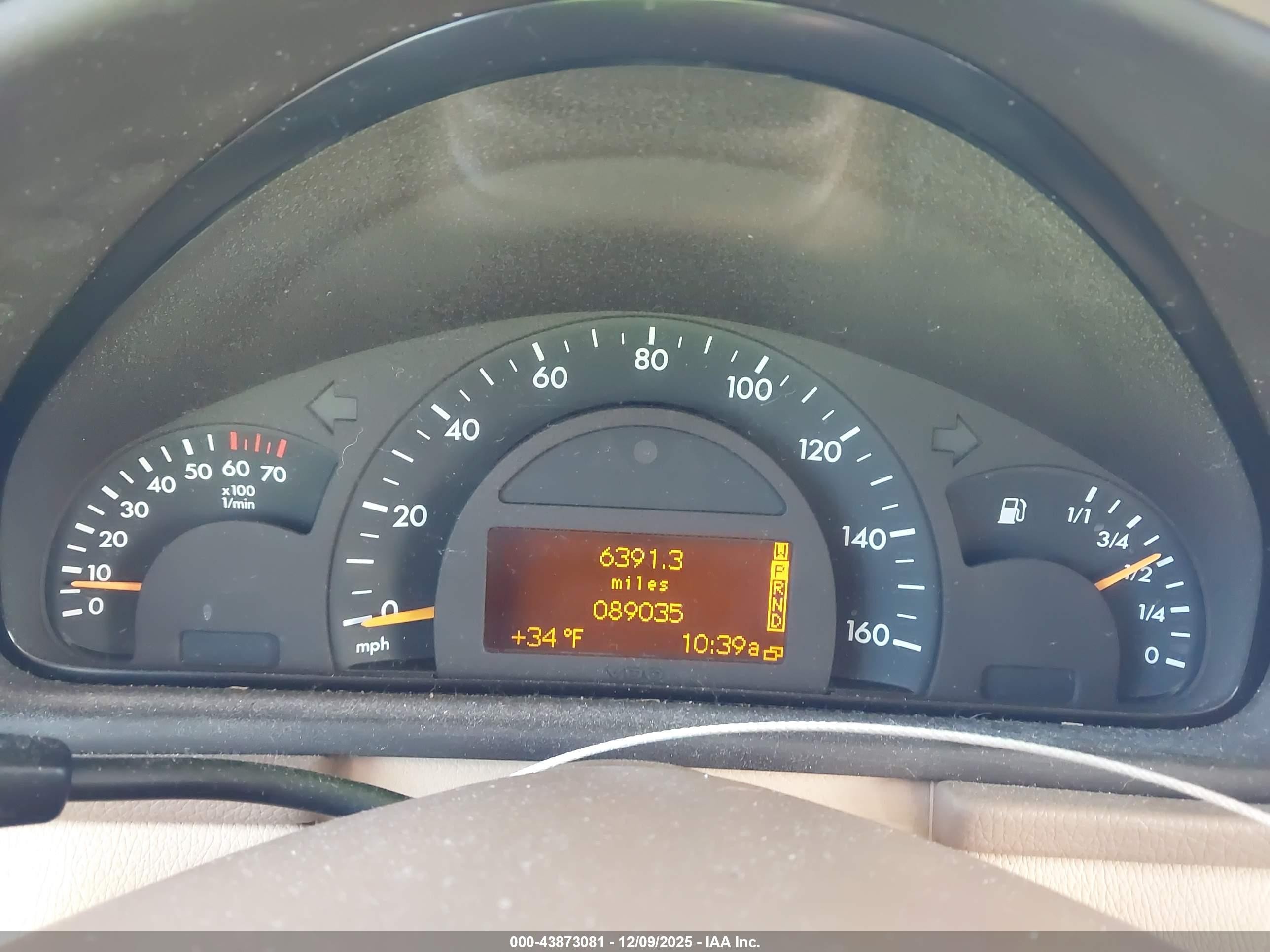 2002 Mercedes-benz C 240   Gold vin: WDBRF61J42E005710
