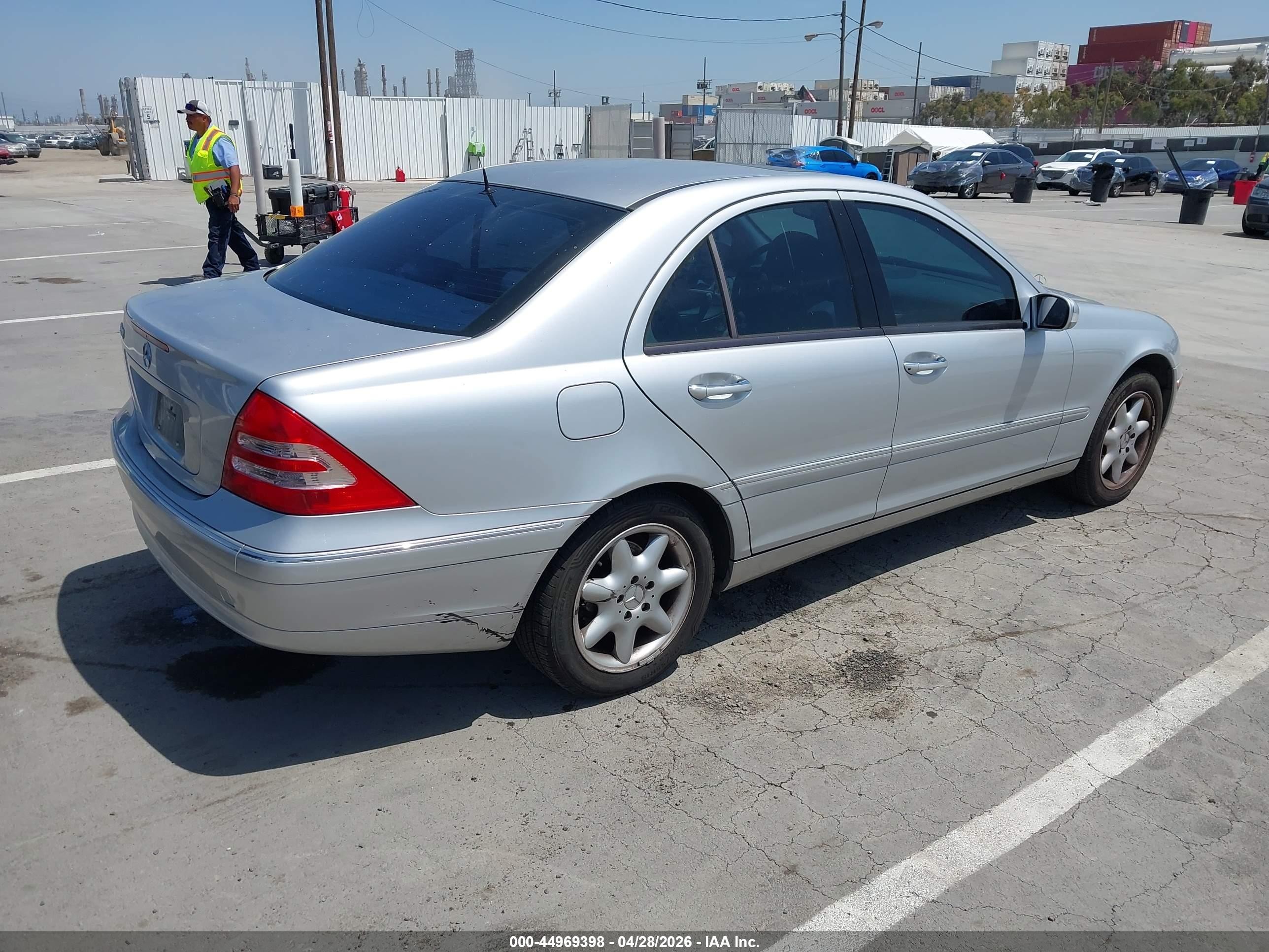 2002 Mercedes-benz C 240   Silver vin: WDBRF61J42F166844