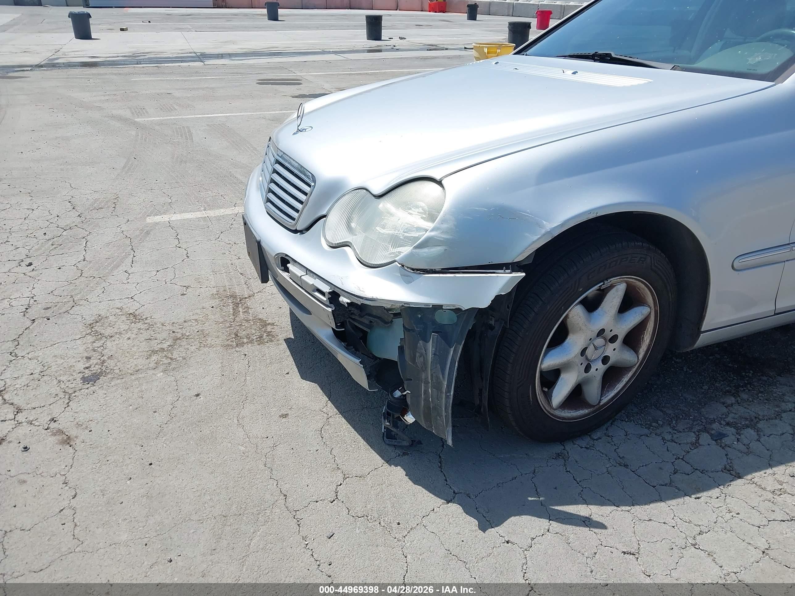 2002 Mercedes-benz C 240   Silver vin: WDBRF61J42F166844