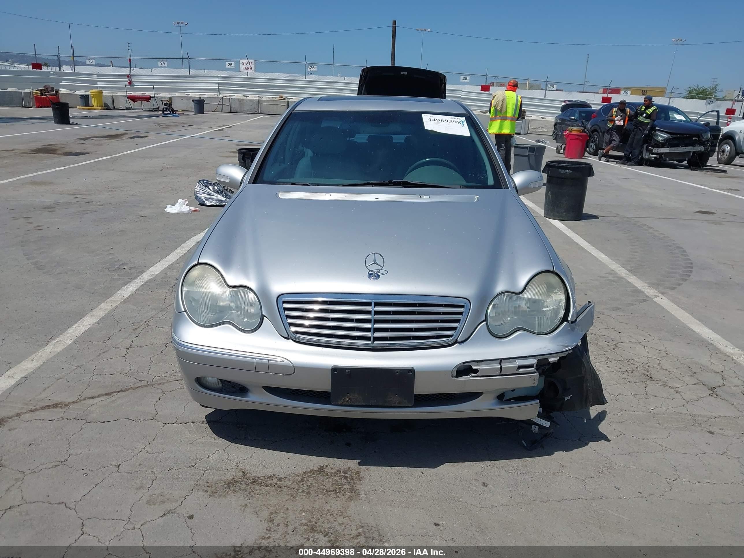 2002 Mercedes-benz C 240   Silver vin: WDBRF61J42F166844