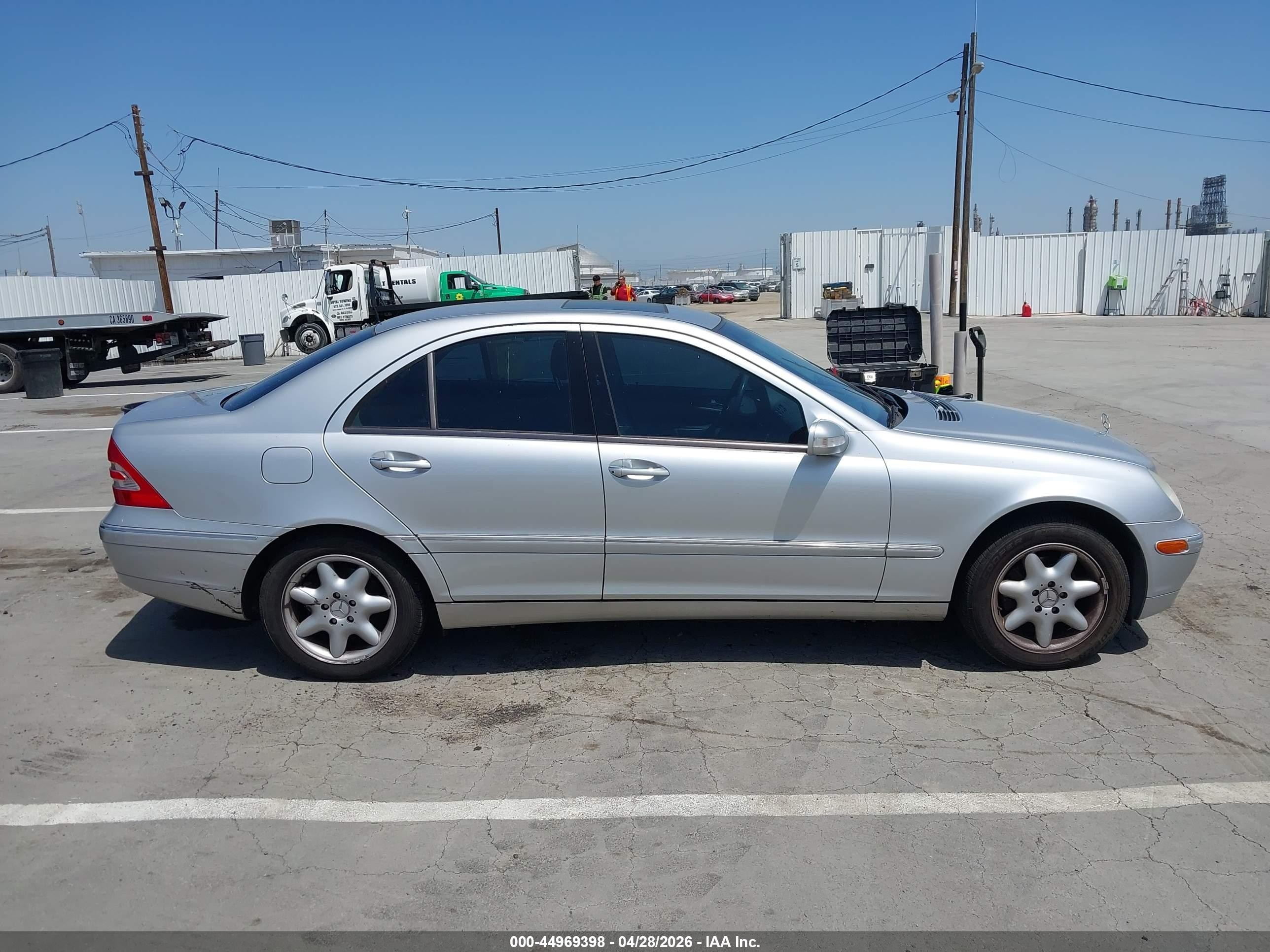 2002 Mercedes-benz C 240   Silver vin: WDBRF61J42F166844