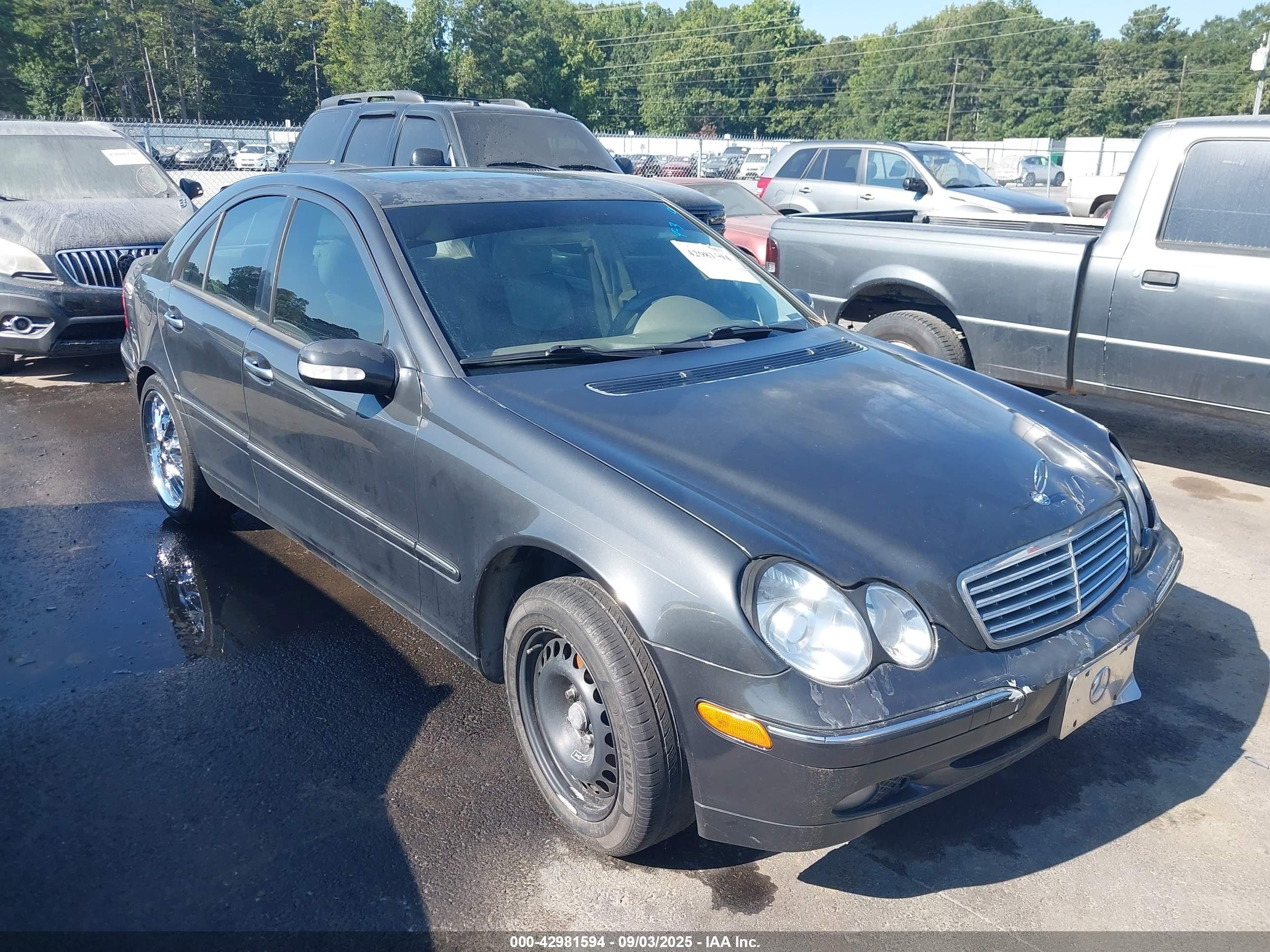 2002 Mercedes-benz C 240   Gray vin: WDBRF61J42F245303