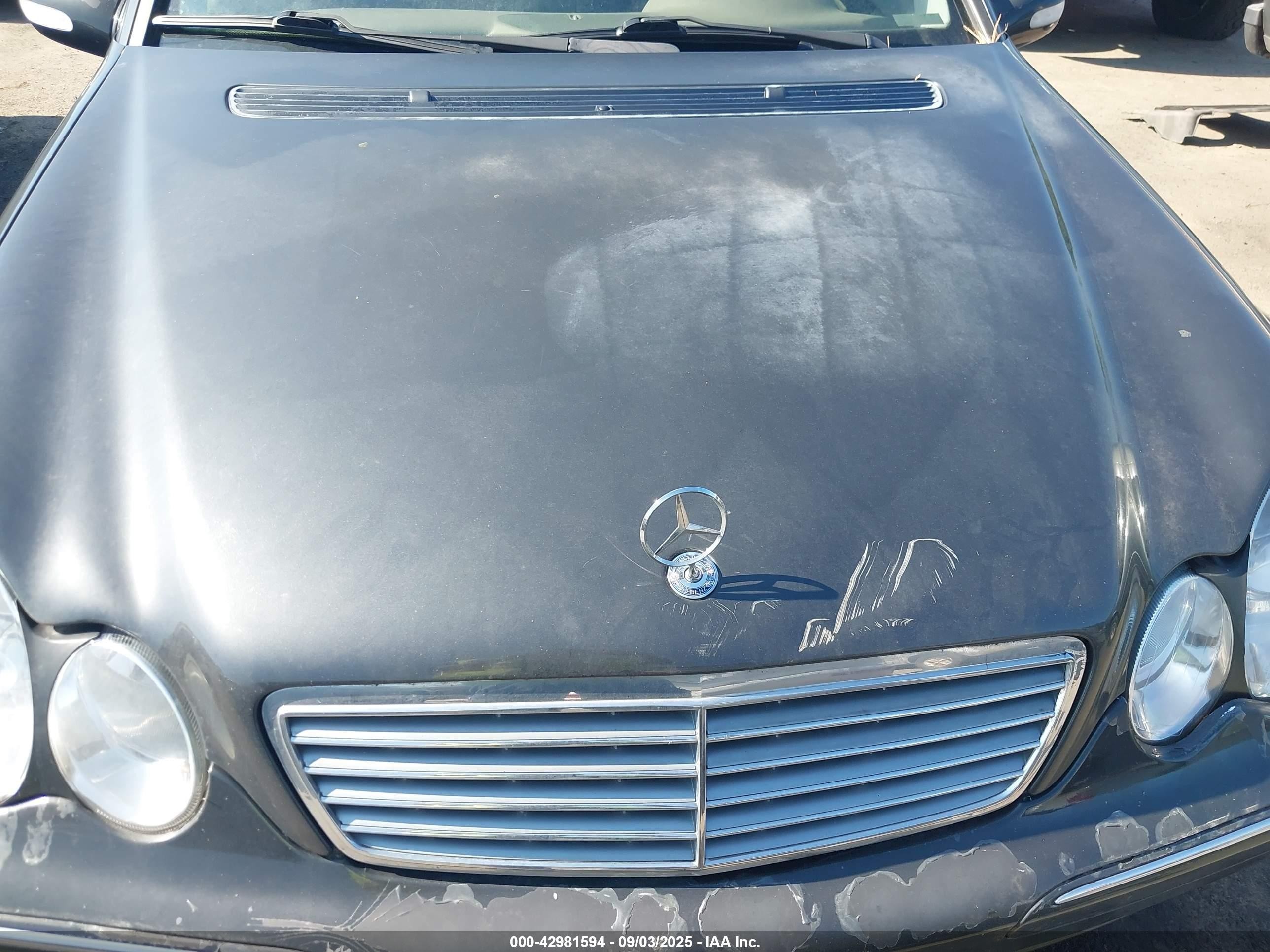 2002 Mercedes-benz C 240   Gray vin: WDBRF61J42F245303